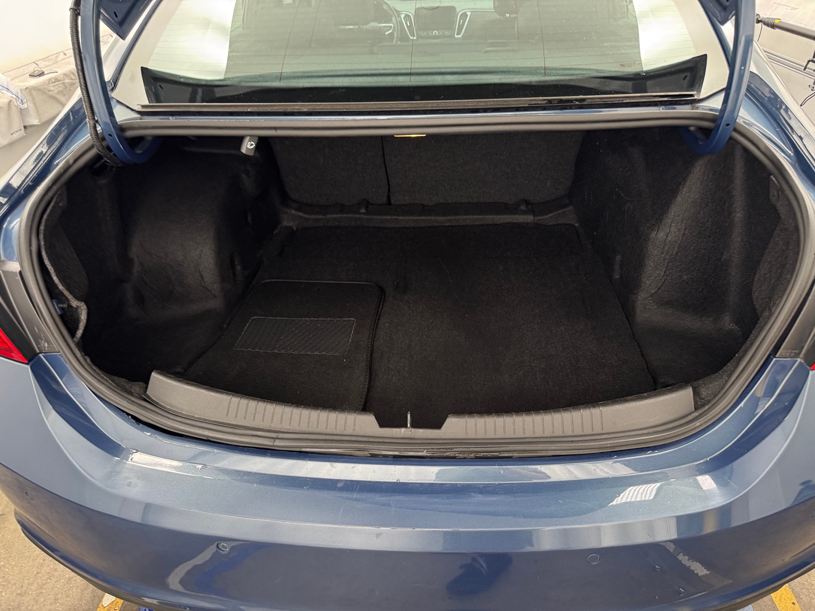 Thumbnail: 2024 Chevrolet Malibu - 7