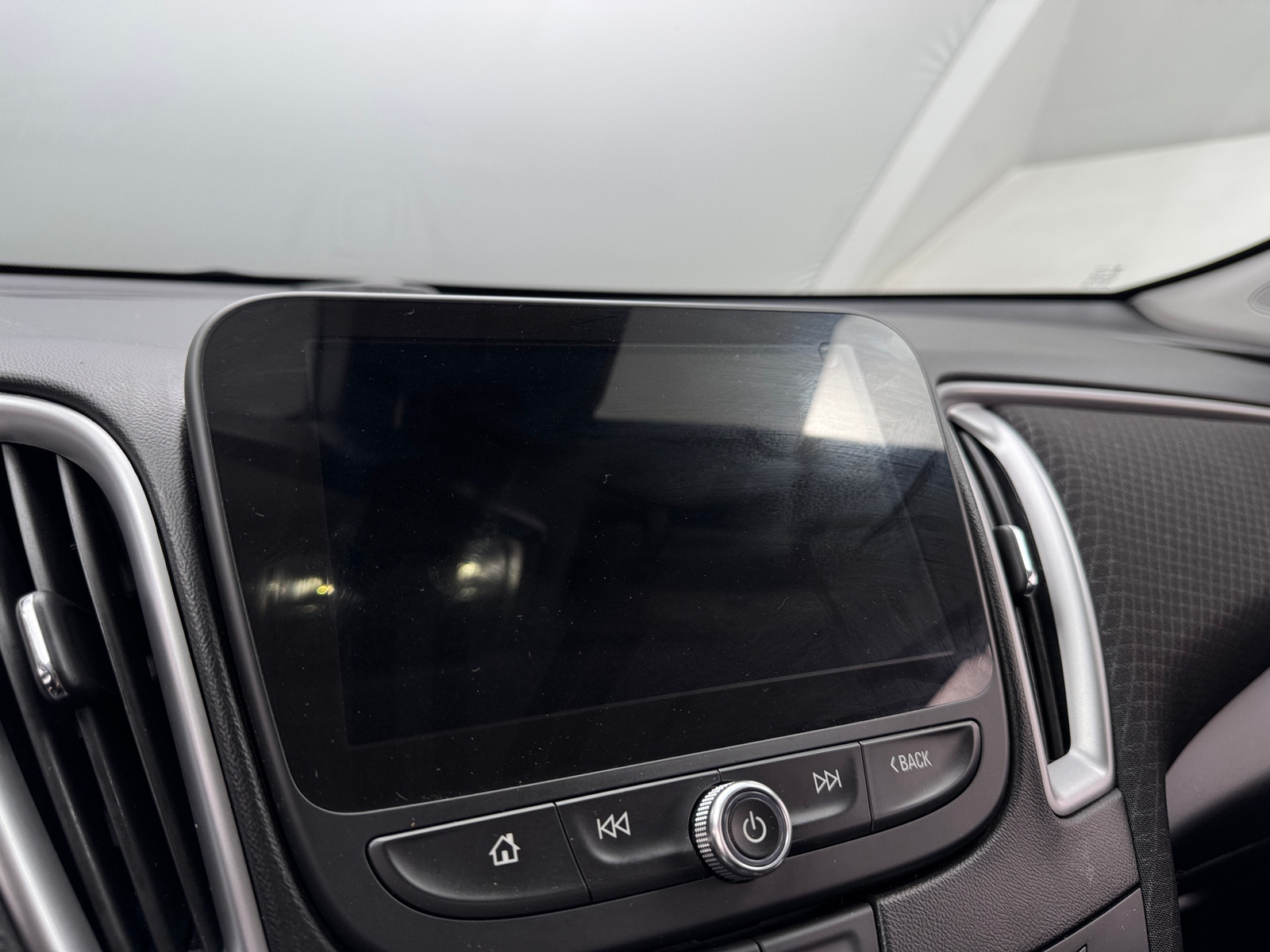 Thumbnail: 2024 Chevrolet Malibu - 4