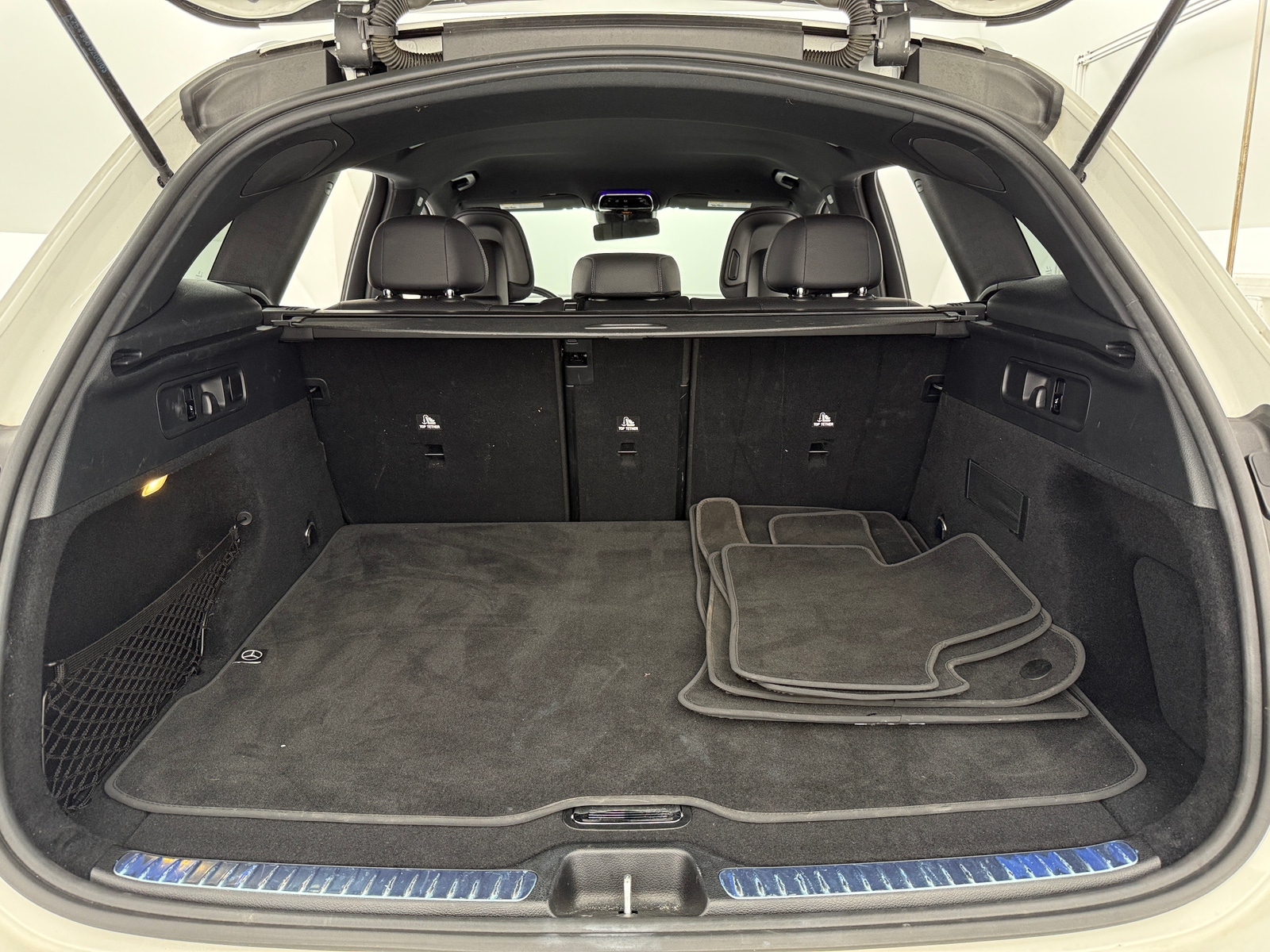 Thumbnail: 2024 Mercedes-Benz GLC - 6