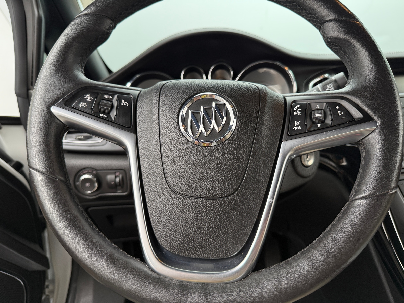 Thumbnail: 2016 Buick Cascada - 4