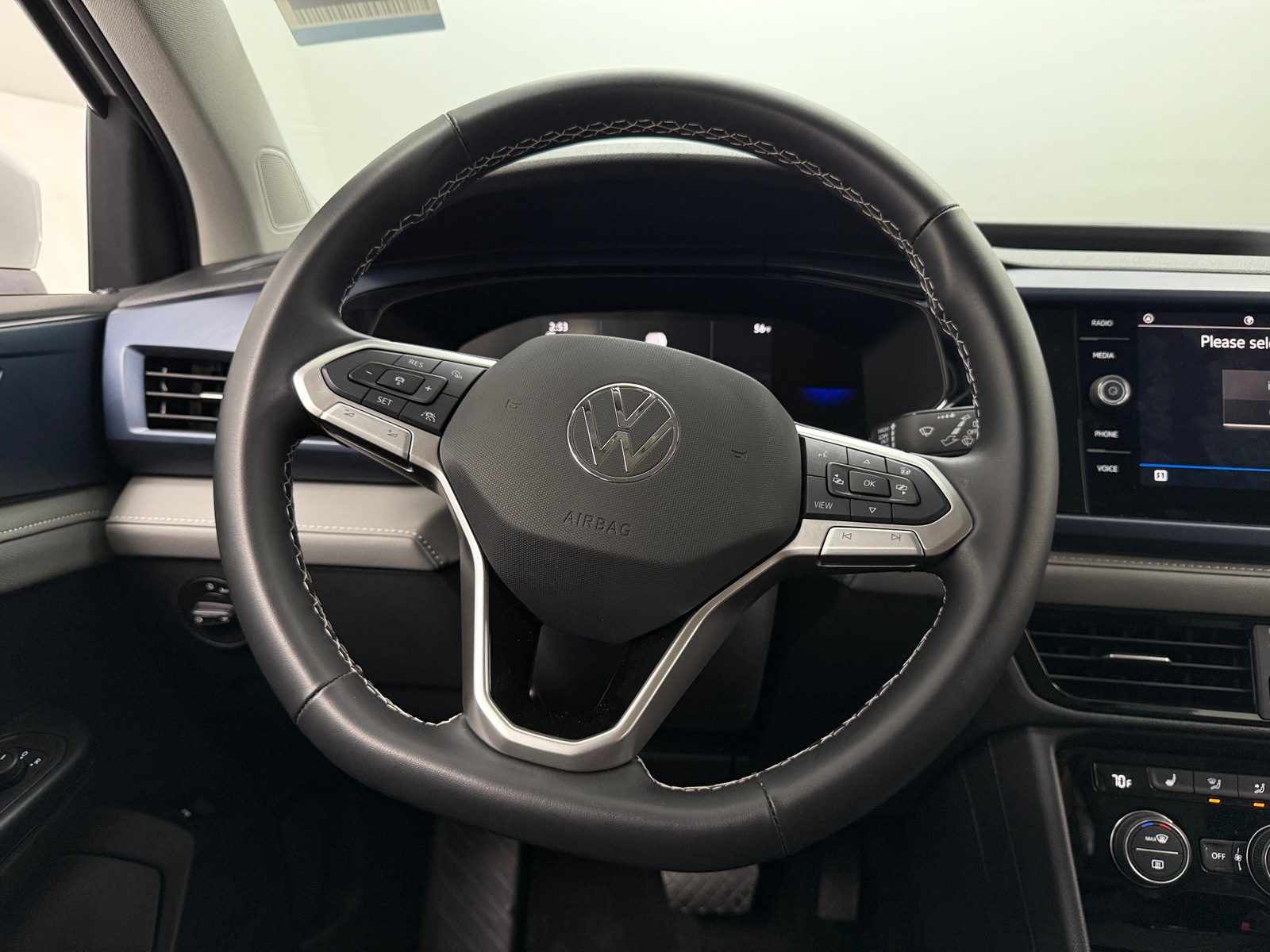 Thumbnail: 2024 Volkswagen Taos - 4