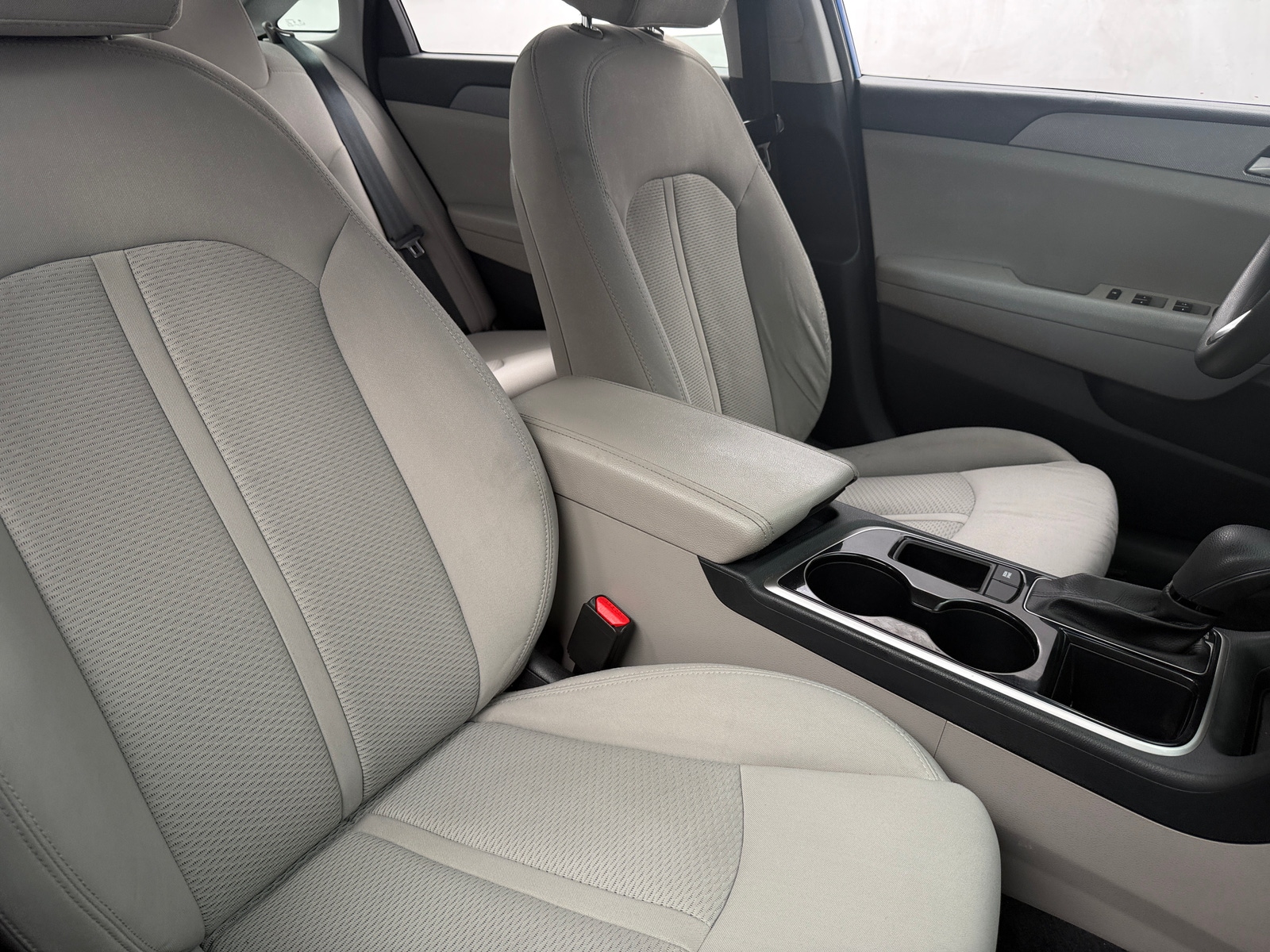 Thumbnail: 2018 Hyundai Sonata - 2