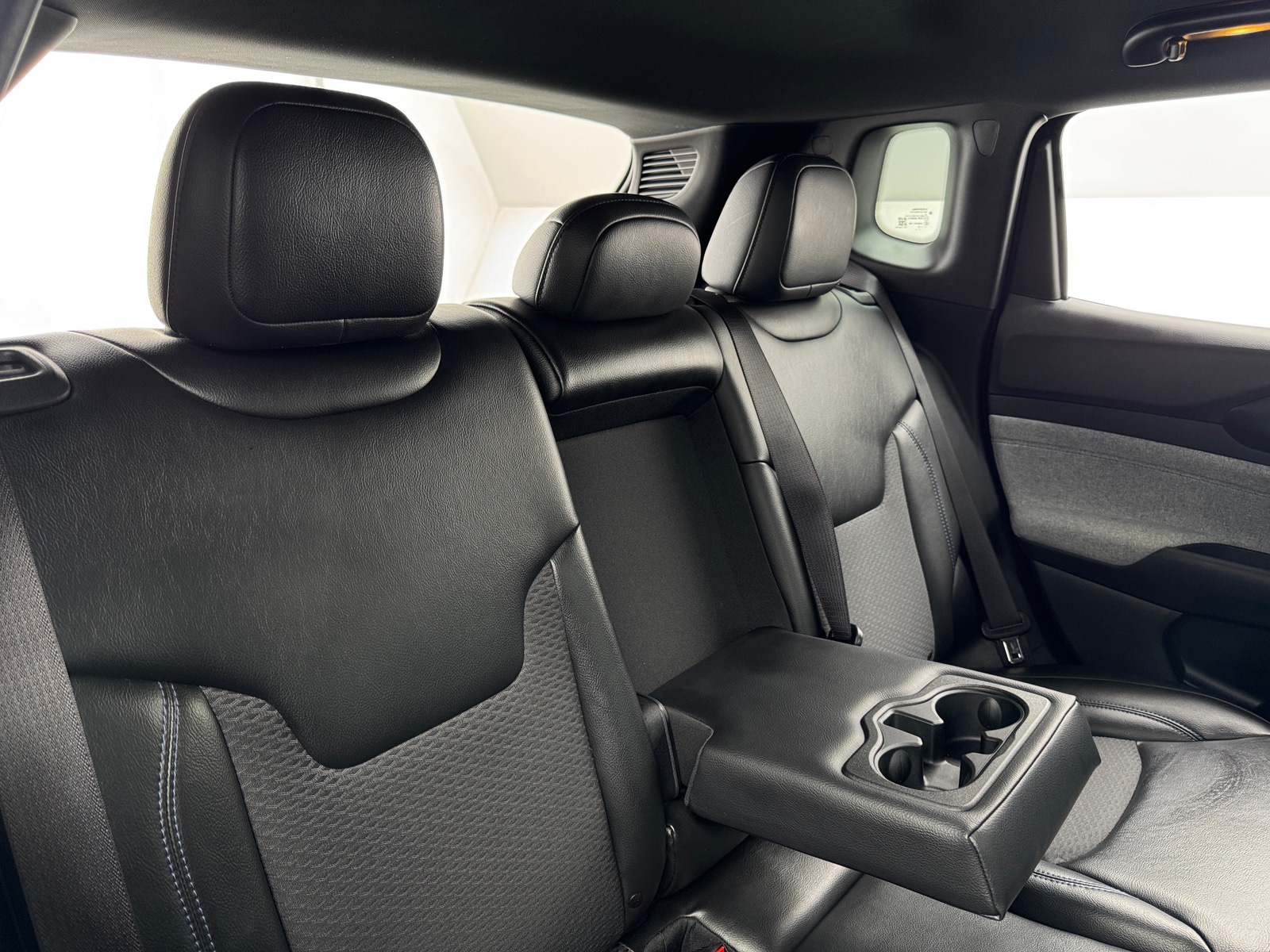 Thumbnail: 2023 Jeep Compass - 6