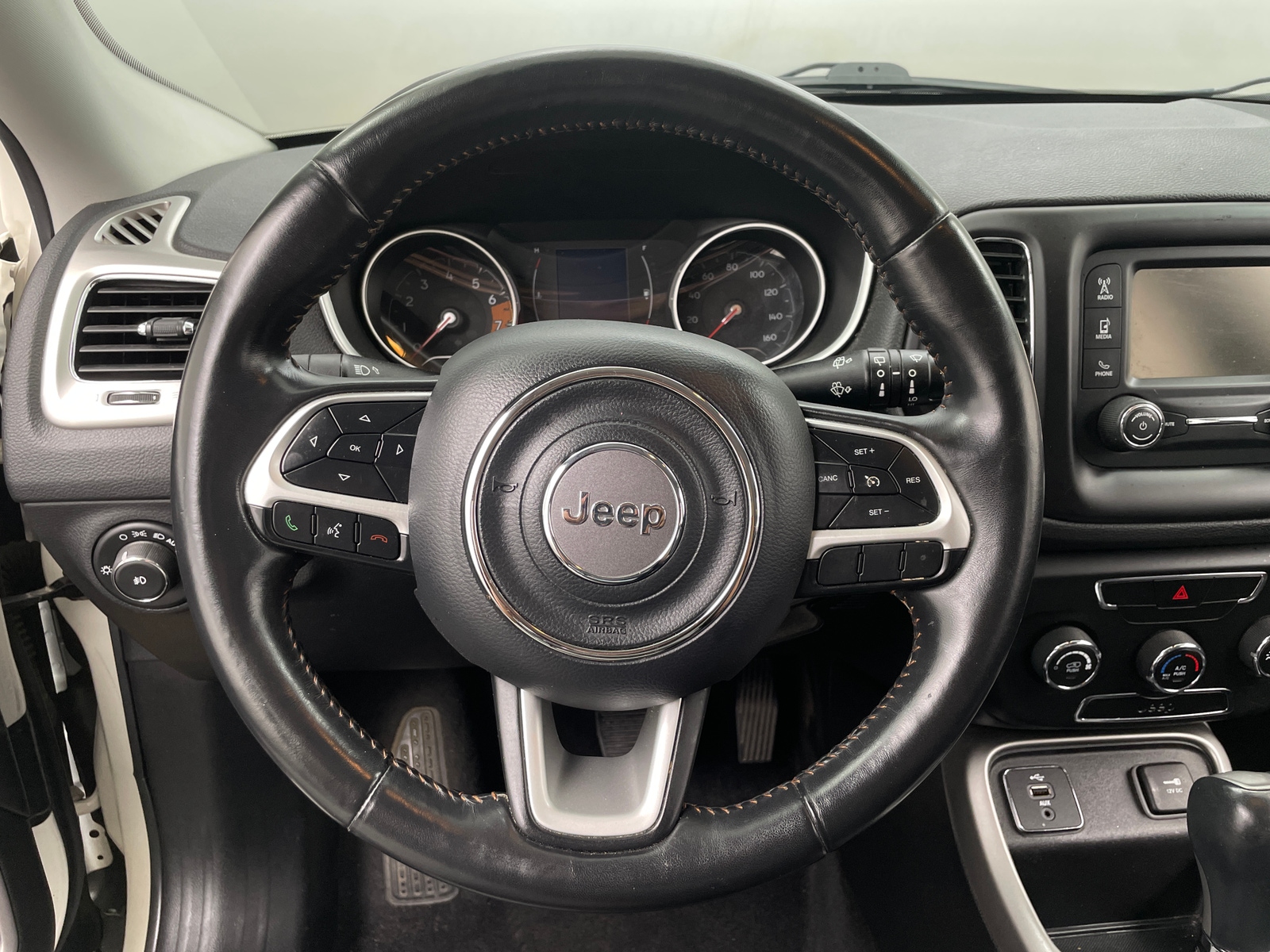 Thumbnail: 2018 Jeep Compass - 3
