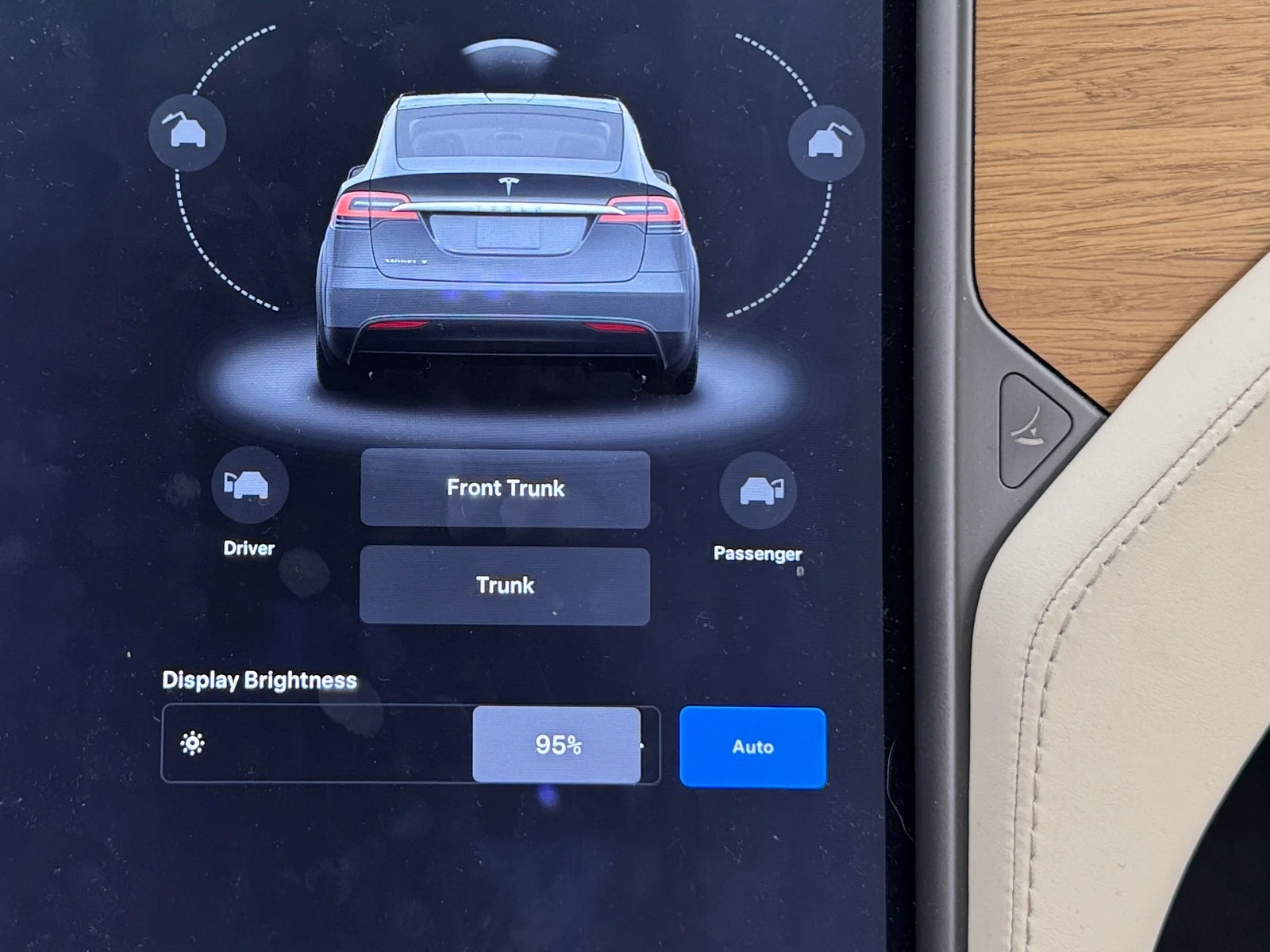 Thumbnail: 2018 Tesla Model X - 3