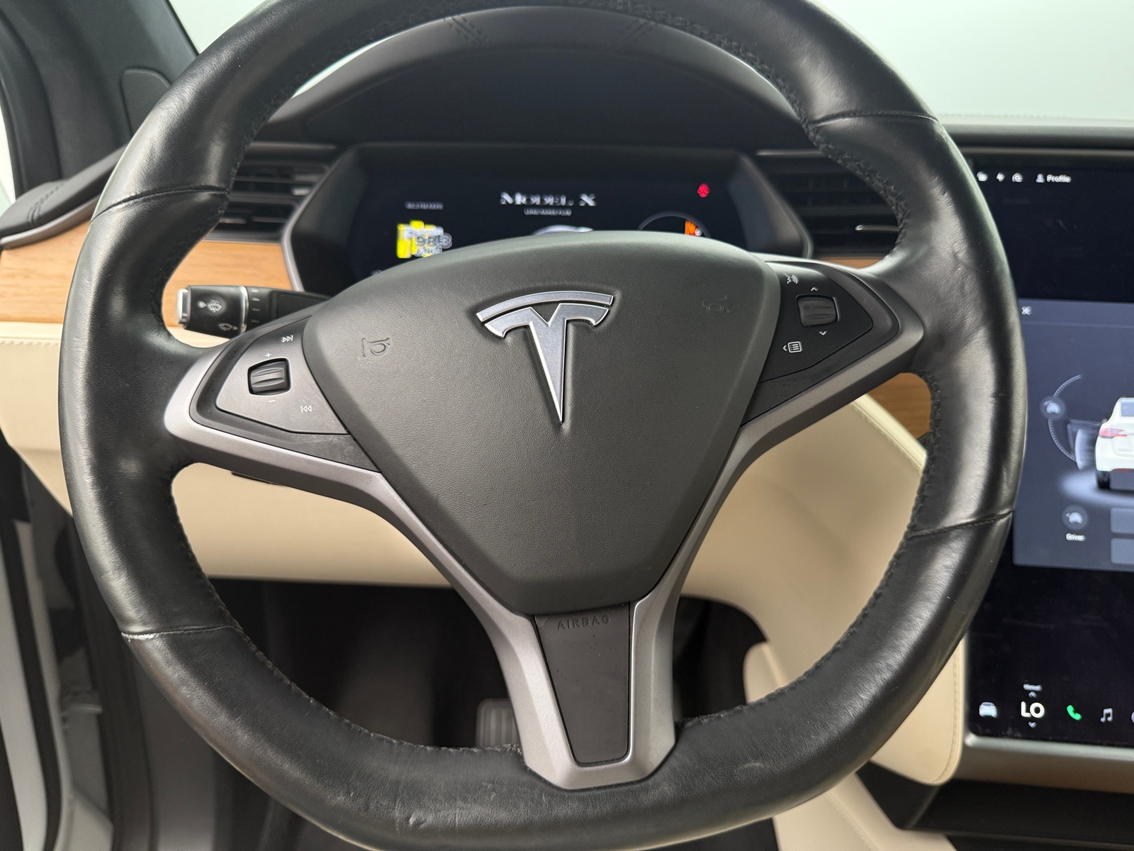 Thumbnail: 2020 Tesla Model X - 4