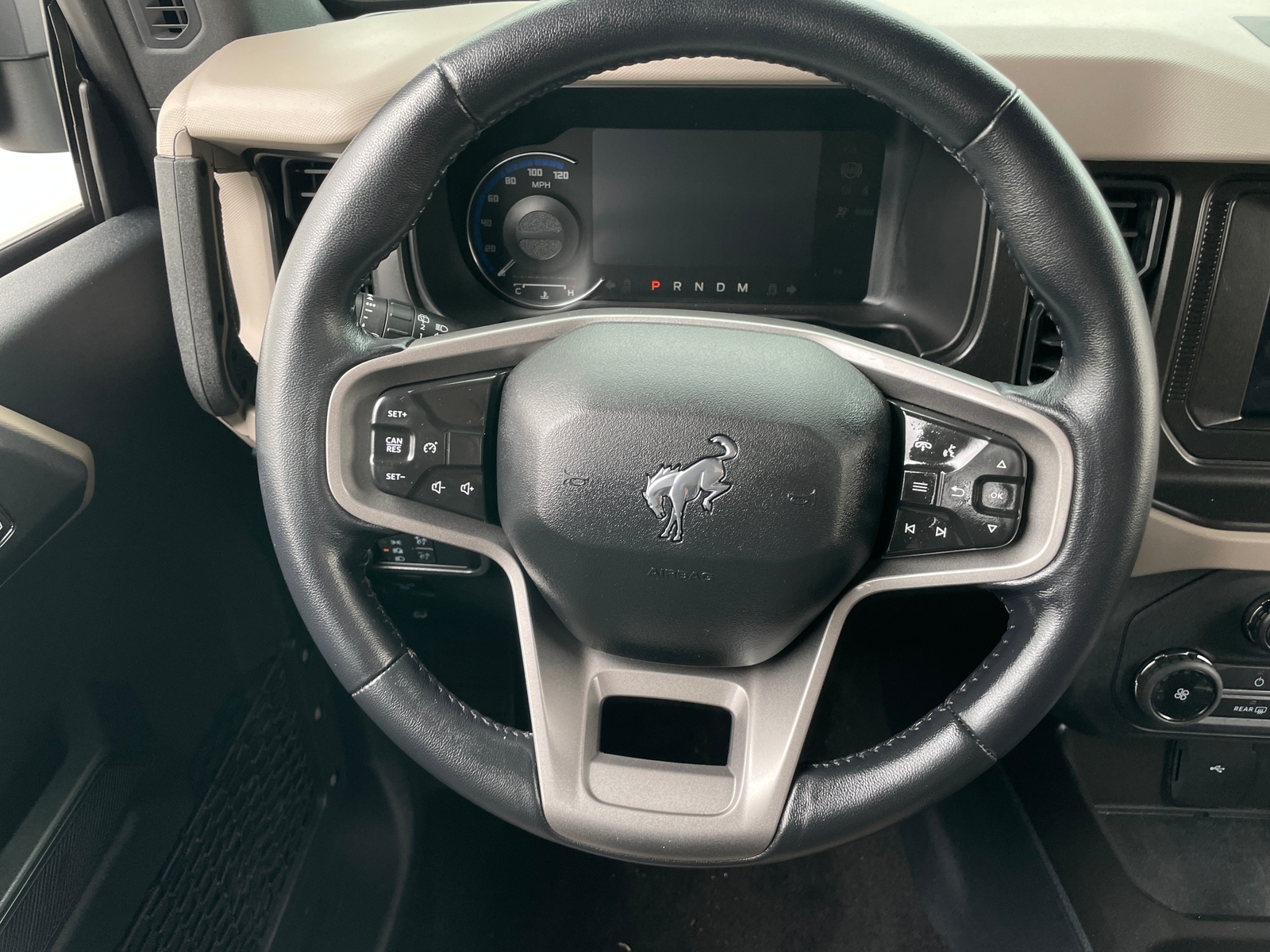 Thumbnail: 2022 Ford Bronco - 5