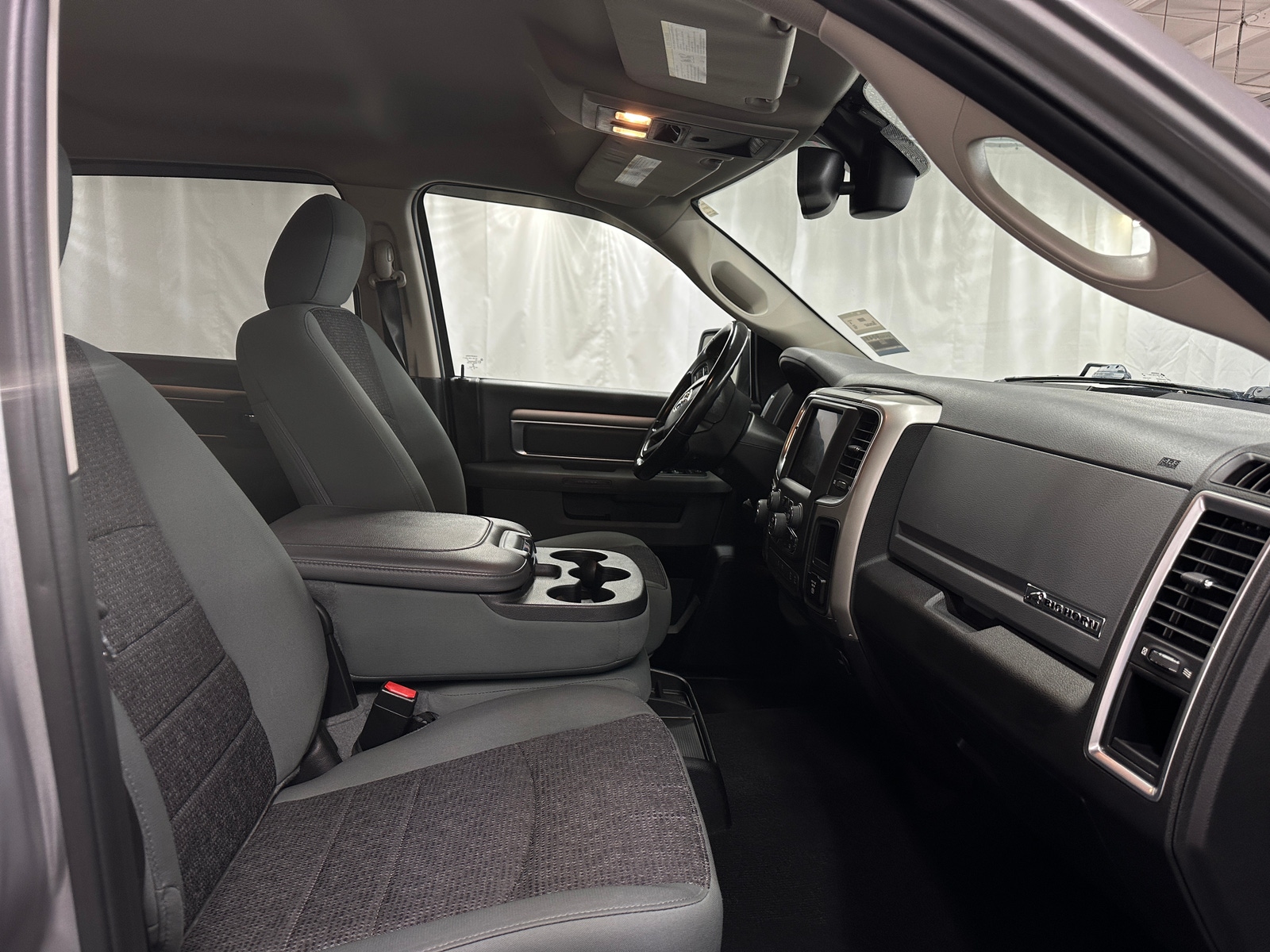 Thumbnail: 2019 RAM 1500 Classic - 2