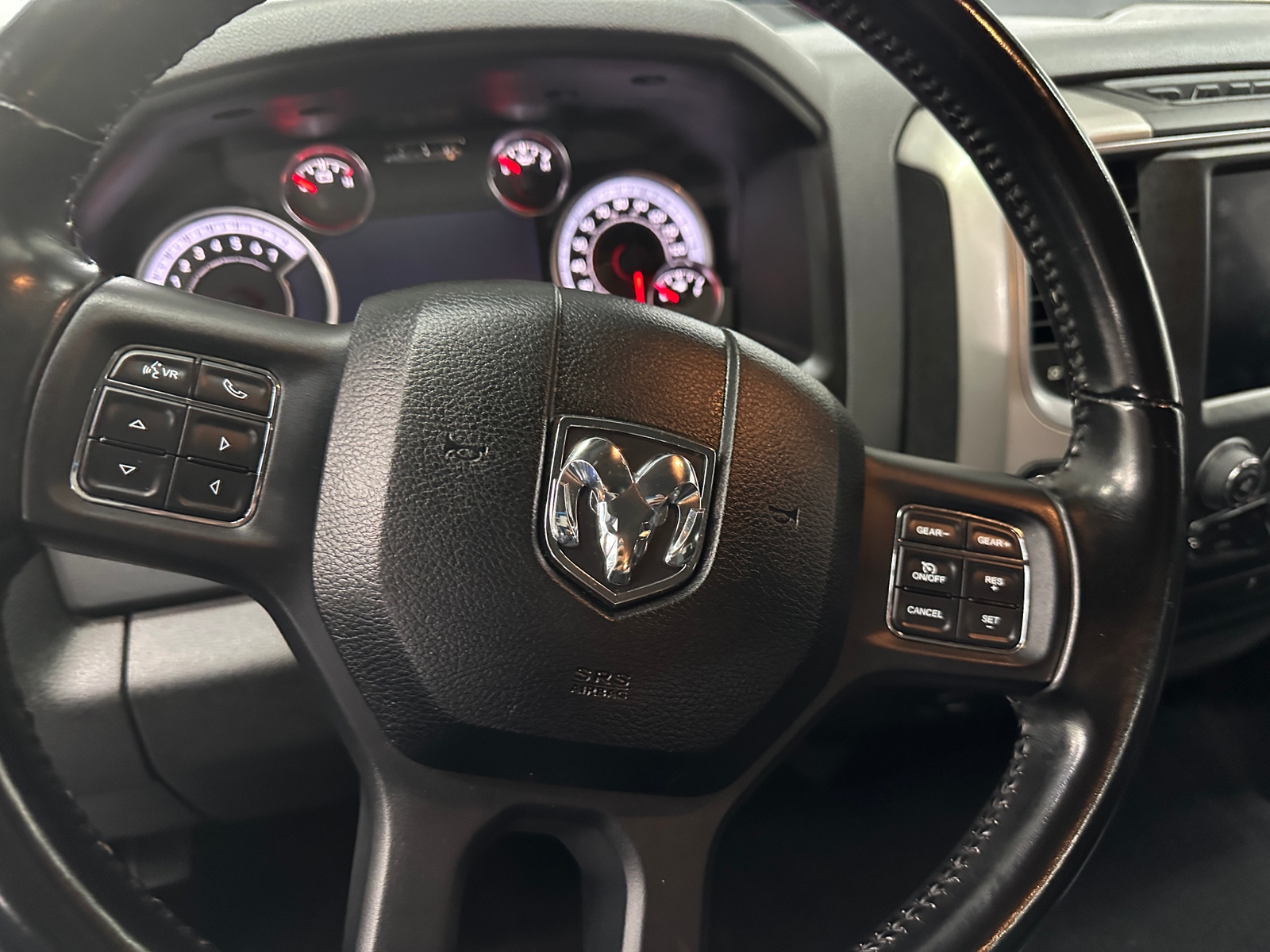 Thumbnail: 2019 RAM 1500 Classic - 5
