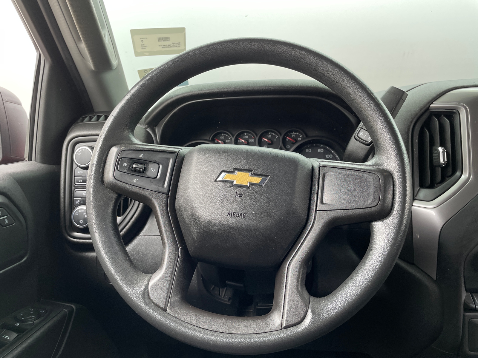 Thumbnail: 2020 Chevrolet Silverado 1500 - 5
