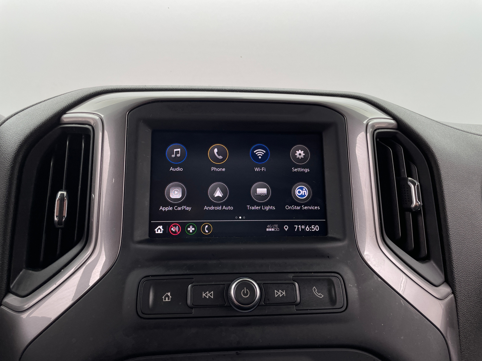 Thumbnail: 2020 Chevrolet Silverado 1500 - 4