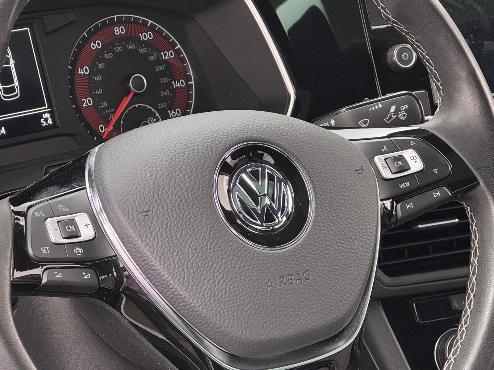 Thumbnail: 2021 Volkswagen Jetta - 4