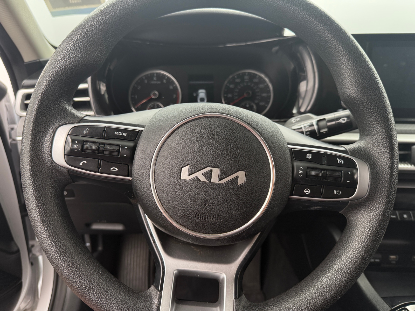 Thumbnail: 2023 Kia K5 - 5