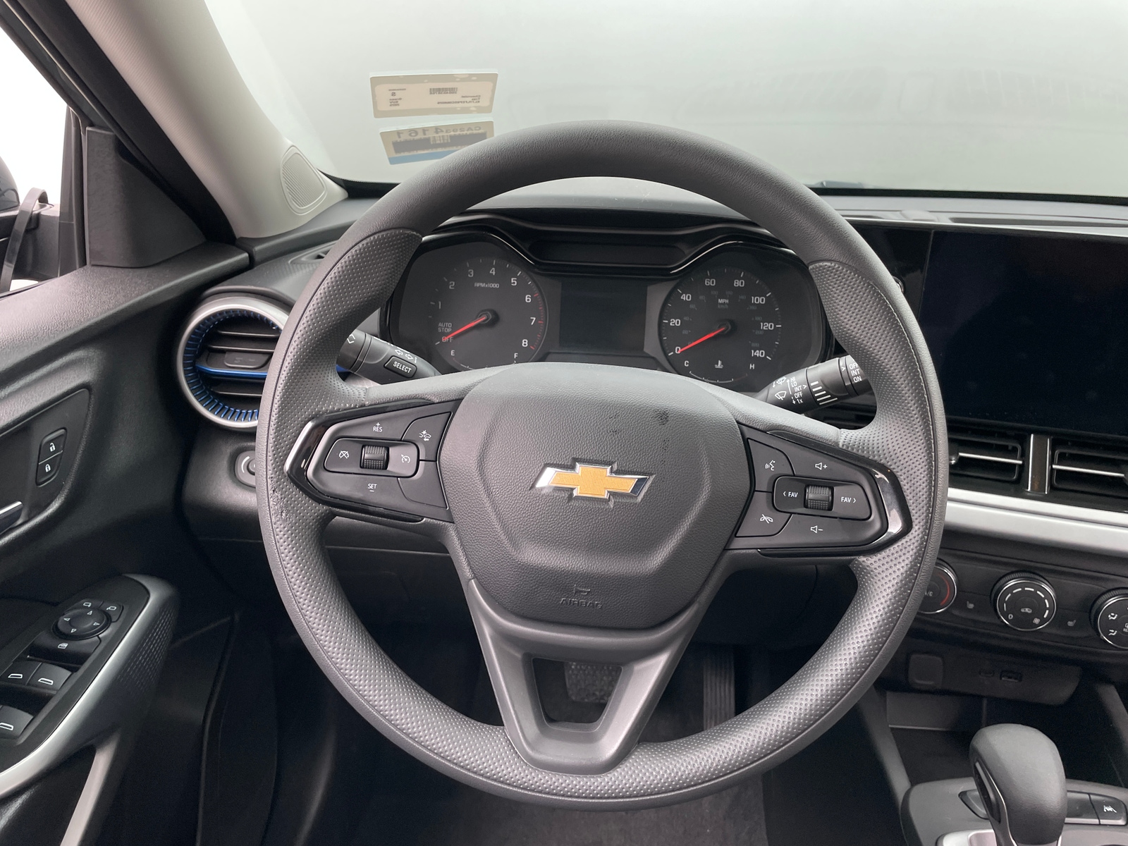 Thumbnail: 2025 Chevrolet Trax - 5