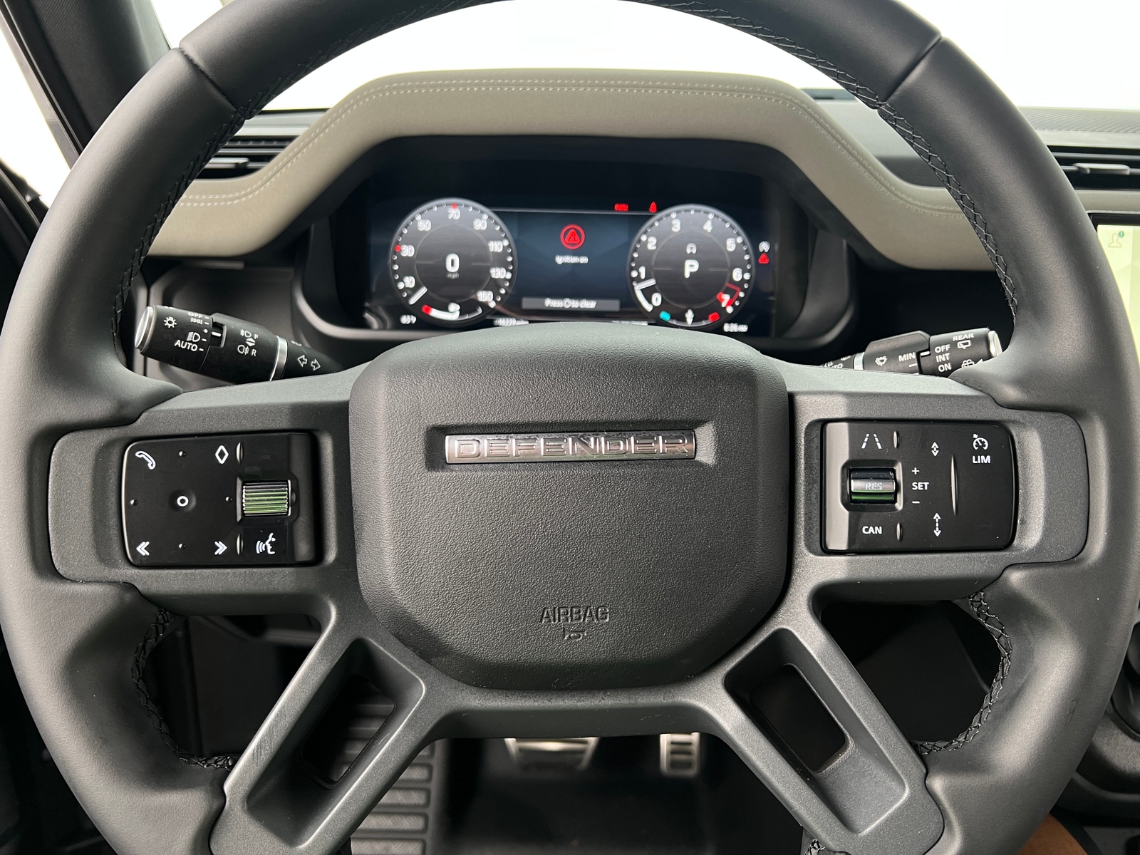 Thumbnail: 2023 Land Rover Defender - 4