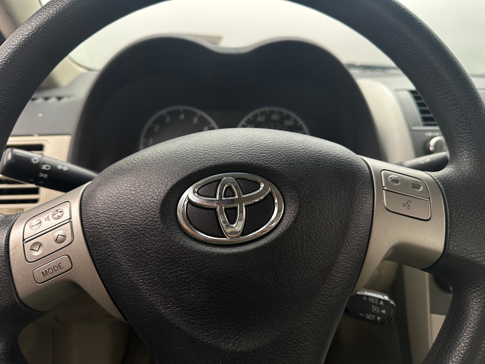 Thumbnail: 2011 Toyota Corolla - 5
