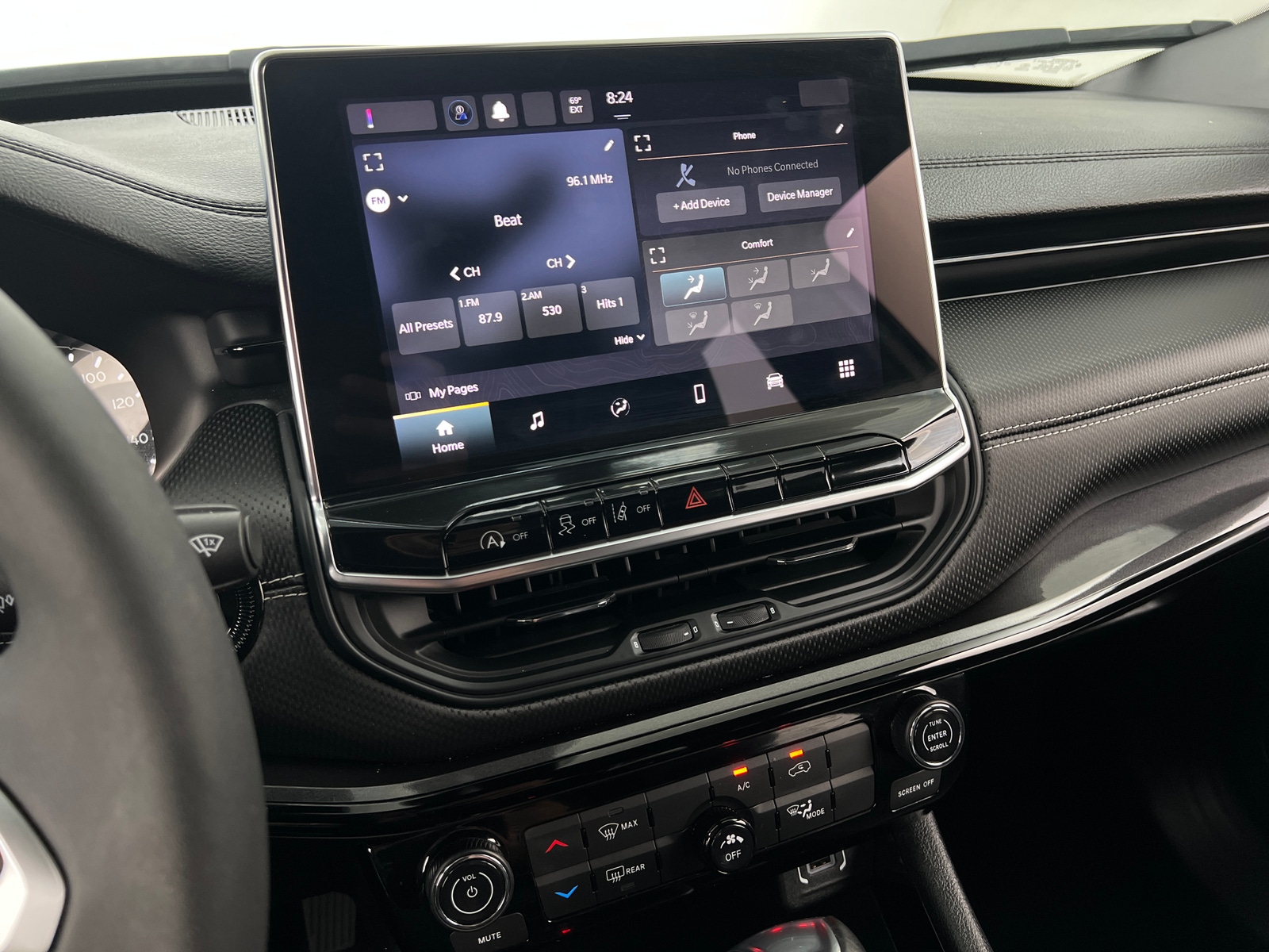 Thumbnail: 2022 Jeep Compass - 4