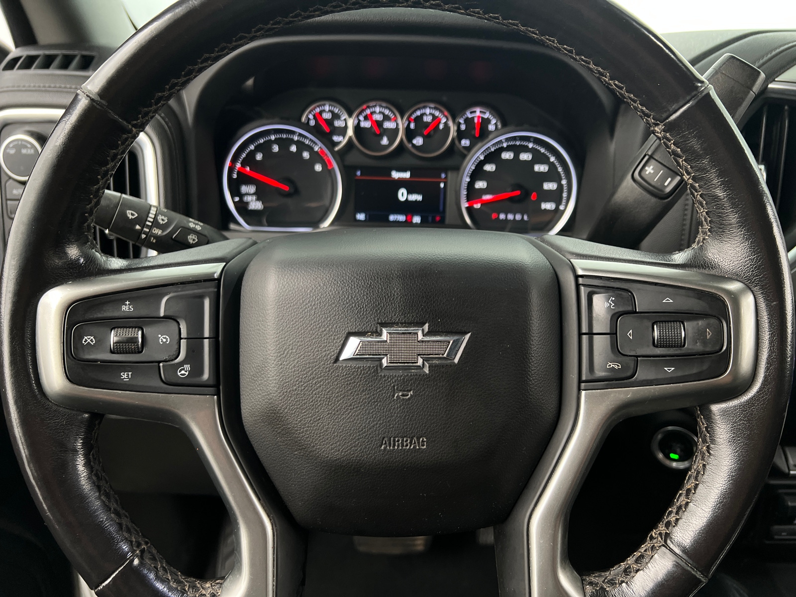 Thumbnail: 2021 Chevrolet Silverado 1500 - 5