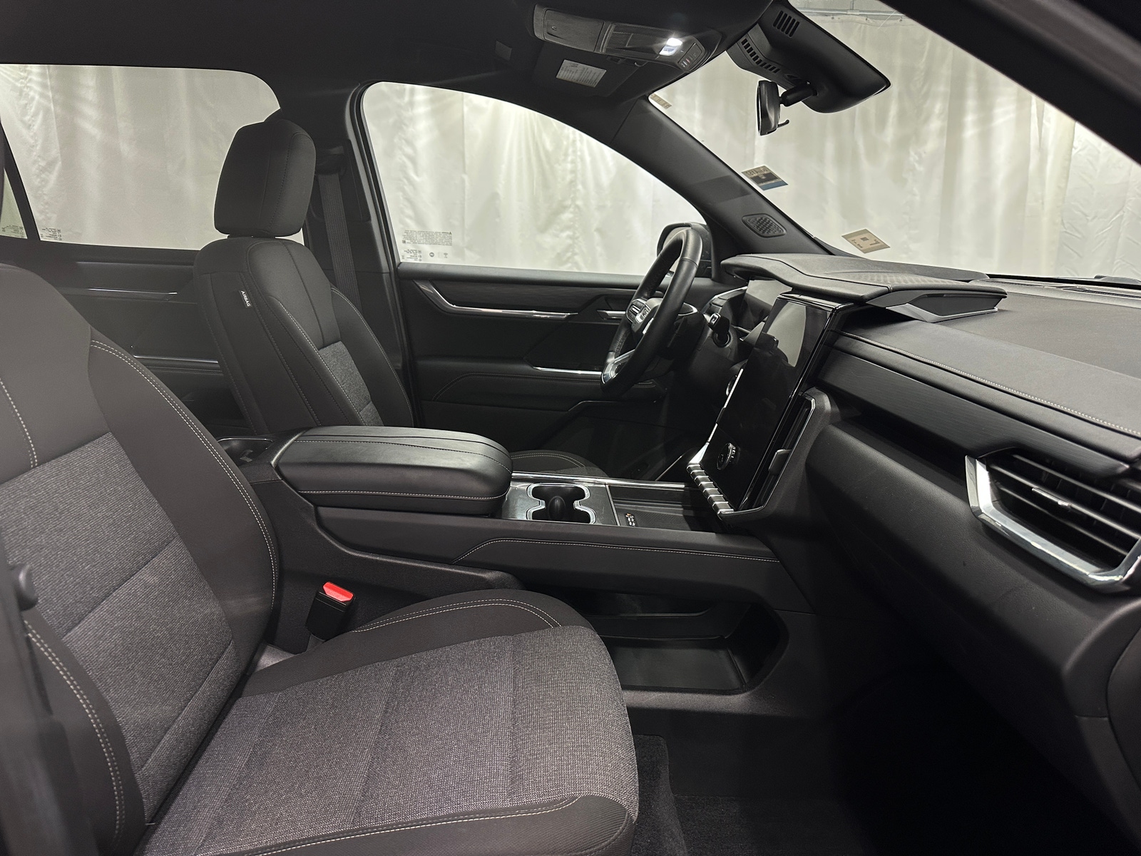 Thumbnail: 2025 GMC Acadia - 2