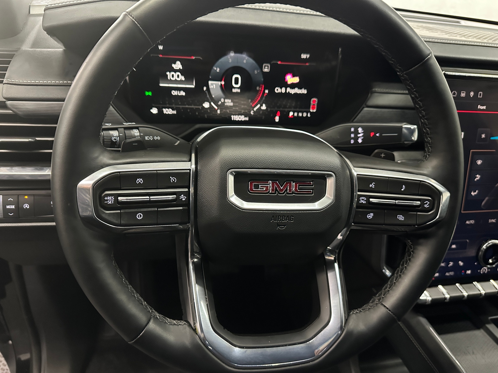Thumbnail: 2025 GMC Acadia - 5