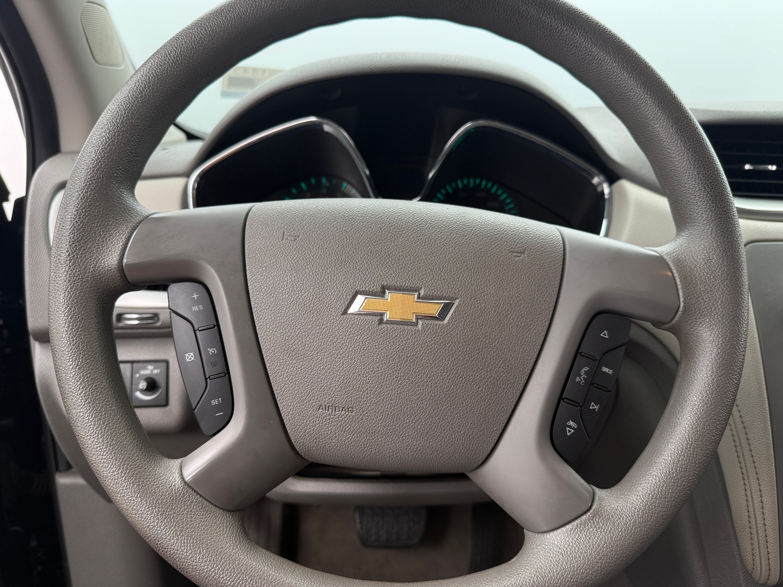 Thumbnail: 2017 Chevrolet Traverse - 5
