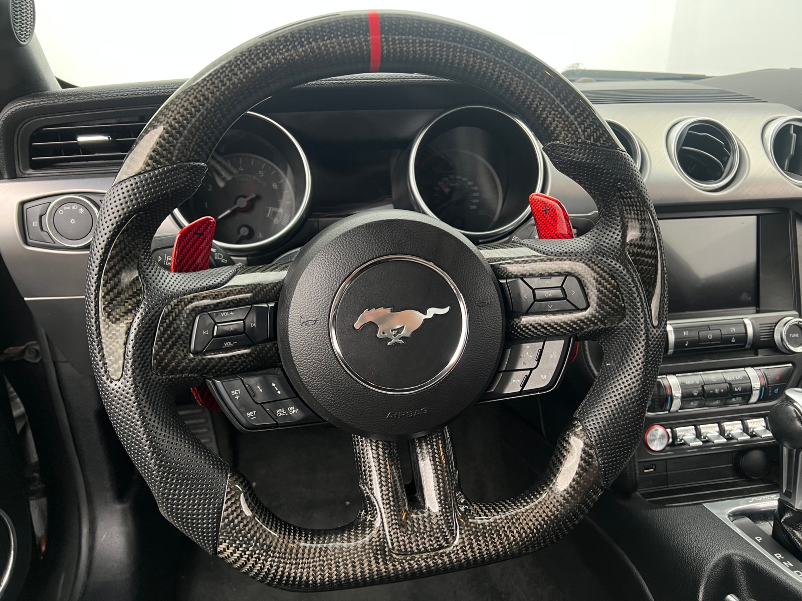 Thumbnail: 2018 Ford Mustang - 3
