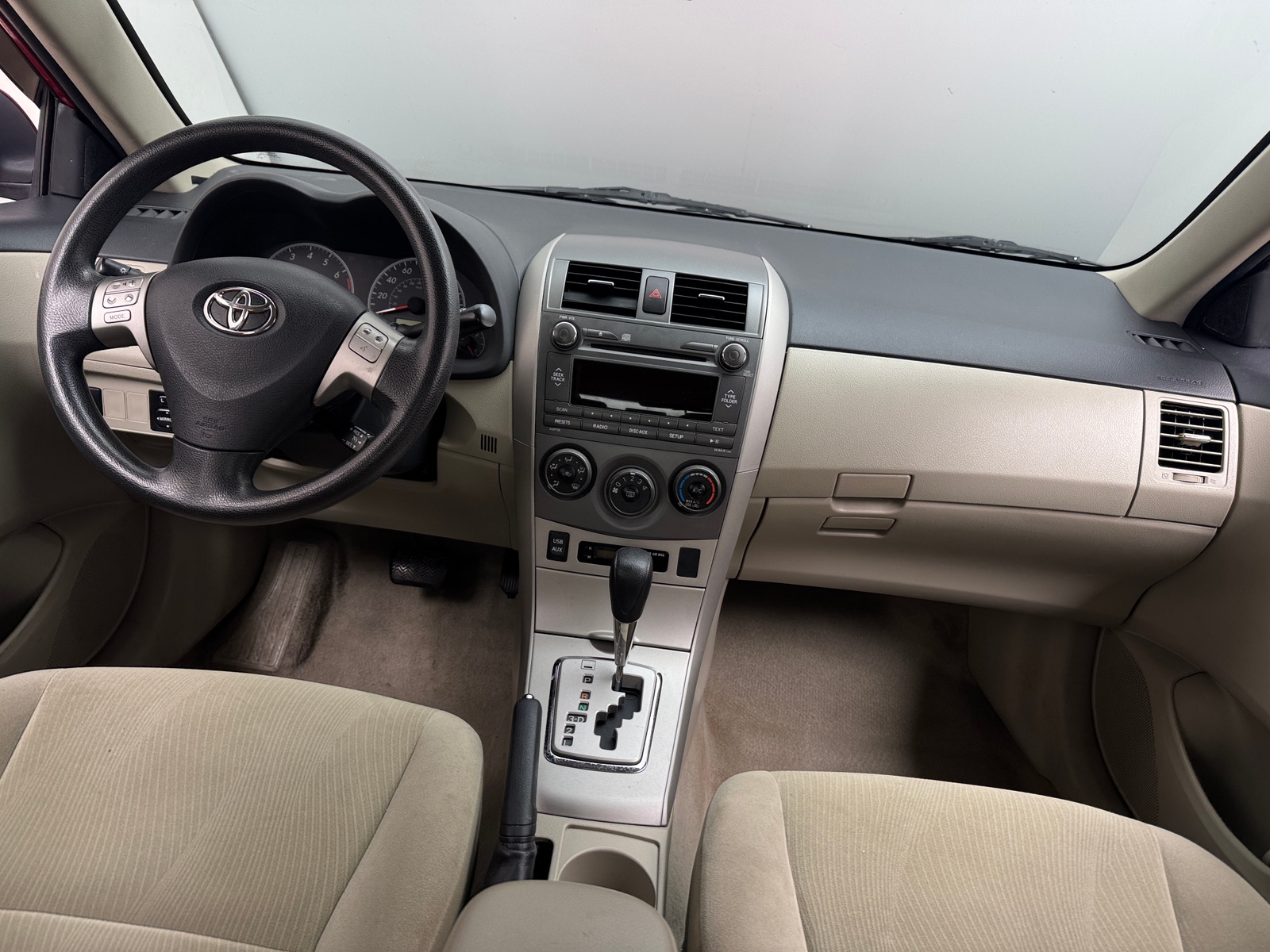 Thumbnail: 2011 Toyota Corolla - 3