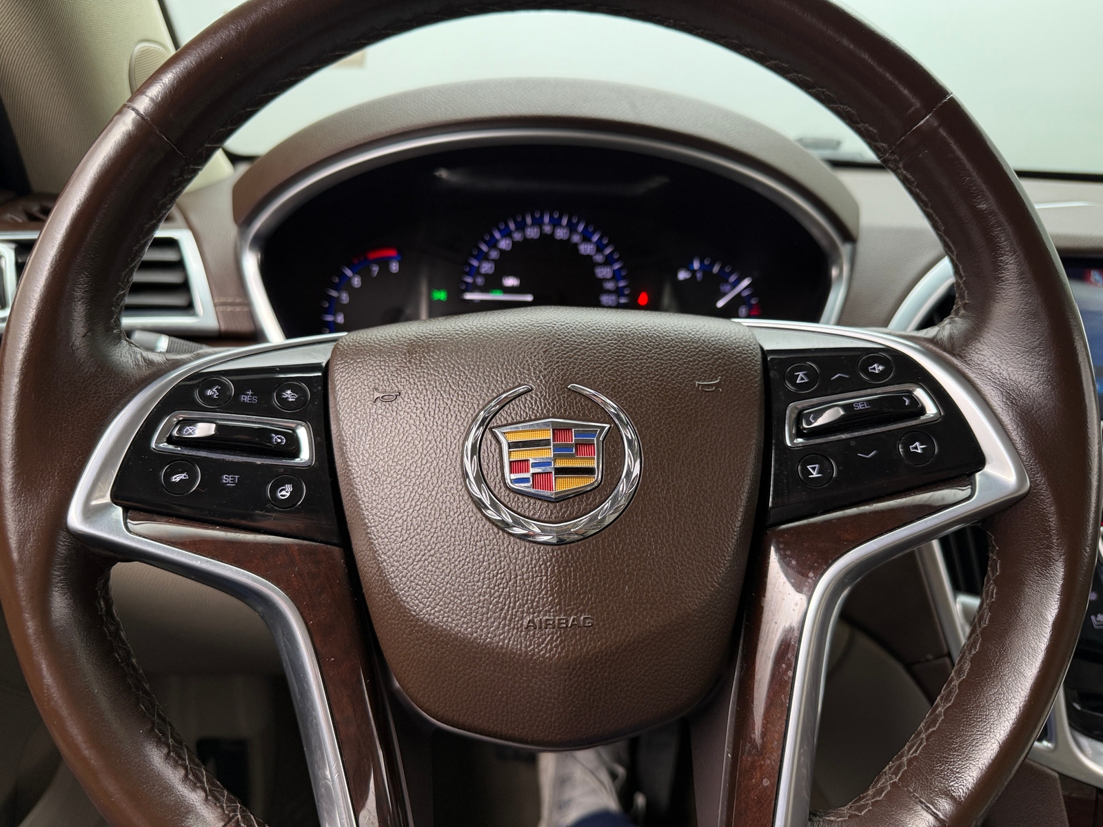 Thumbnail: 2015 Cadillac SRX - 4