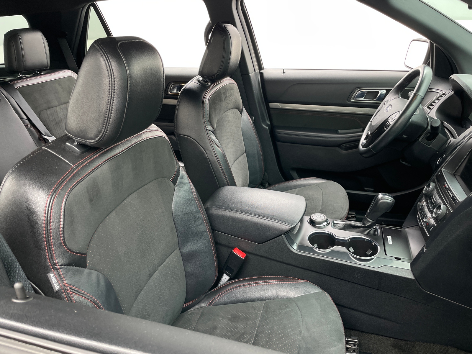 Thumbnail: 2018 Ford Explorer - 2
