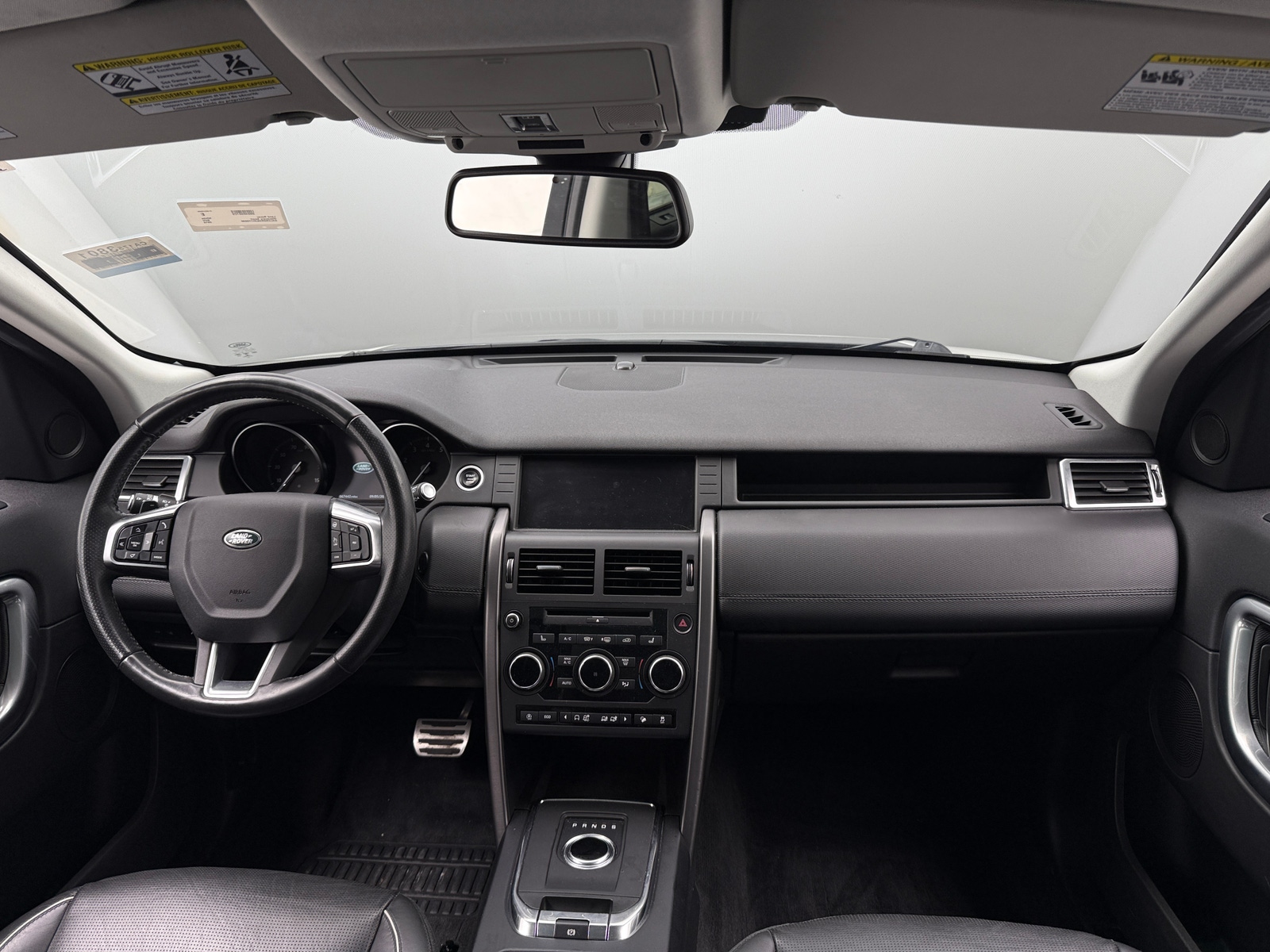 Thumbnail: 2018 Land Rover Discovery Sport - 2
