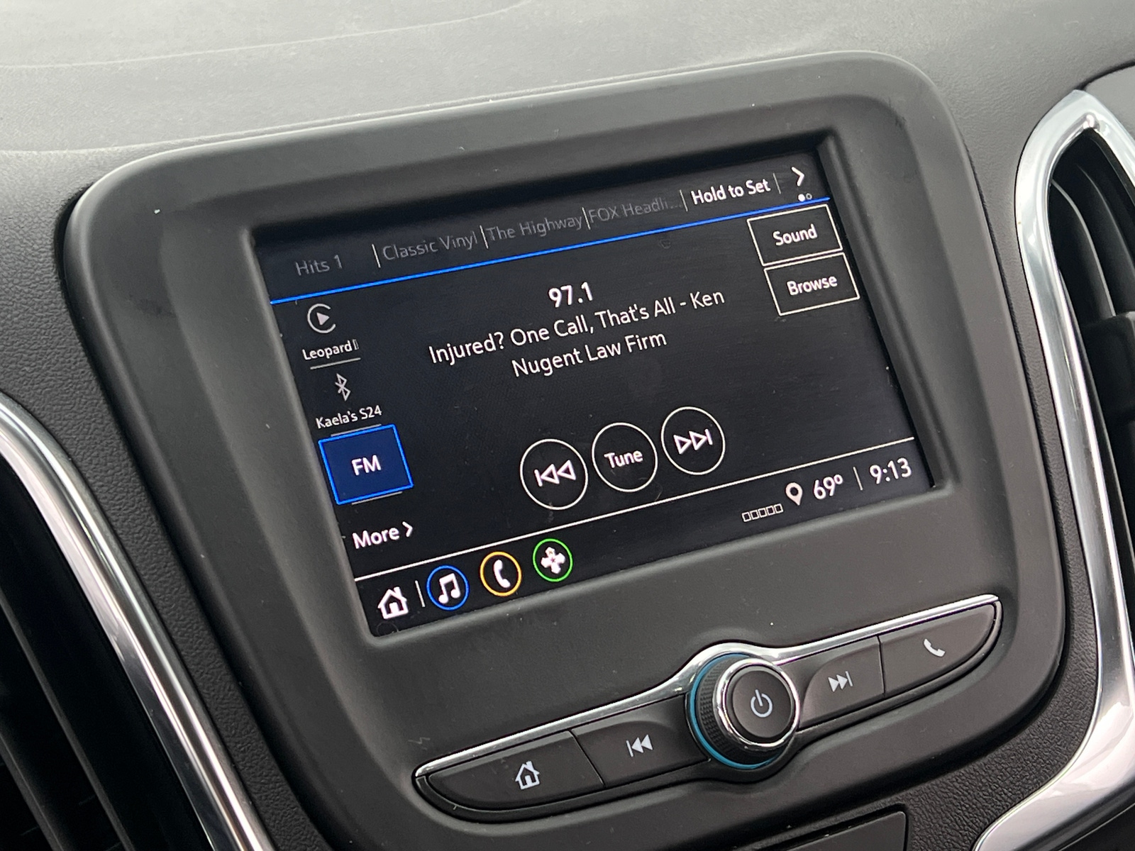 Thumbnail: 2024 Chevrolet Equinox - 4