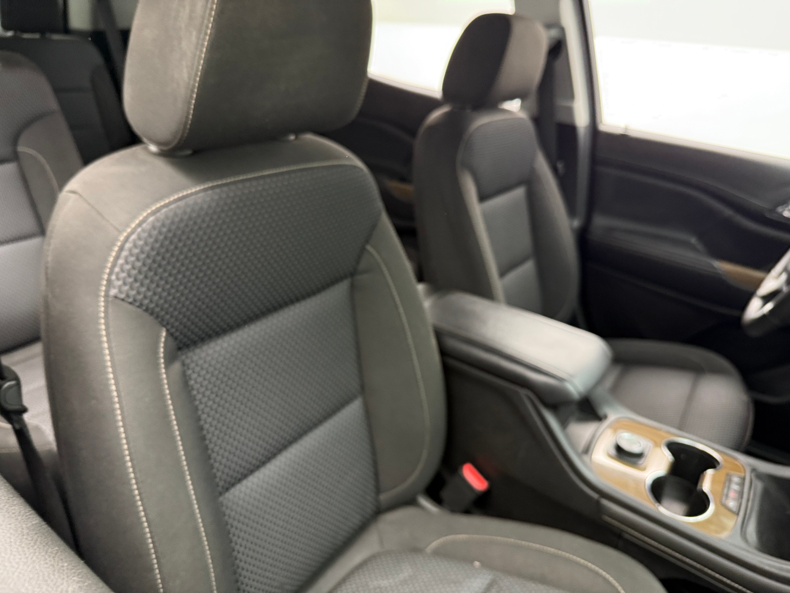 Thumbnail: 2021 GMC Acadia - 2