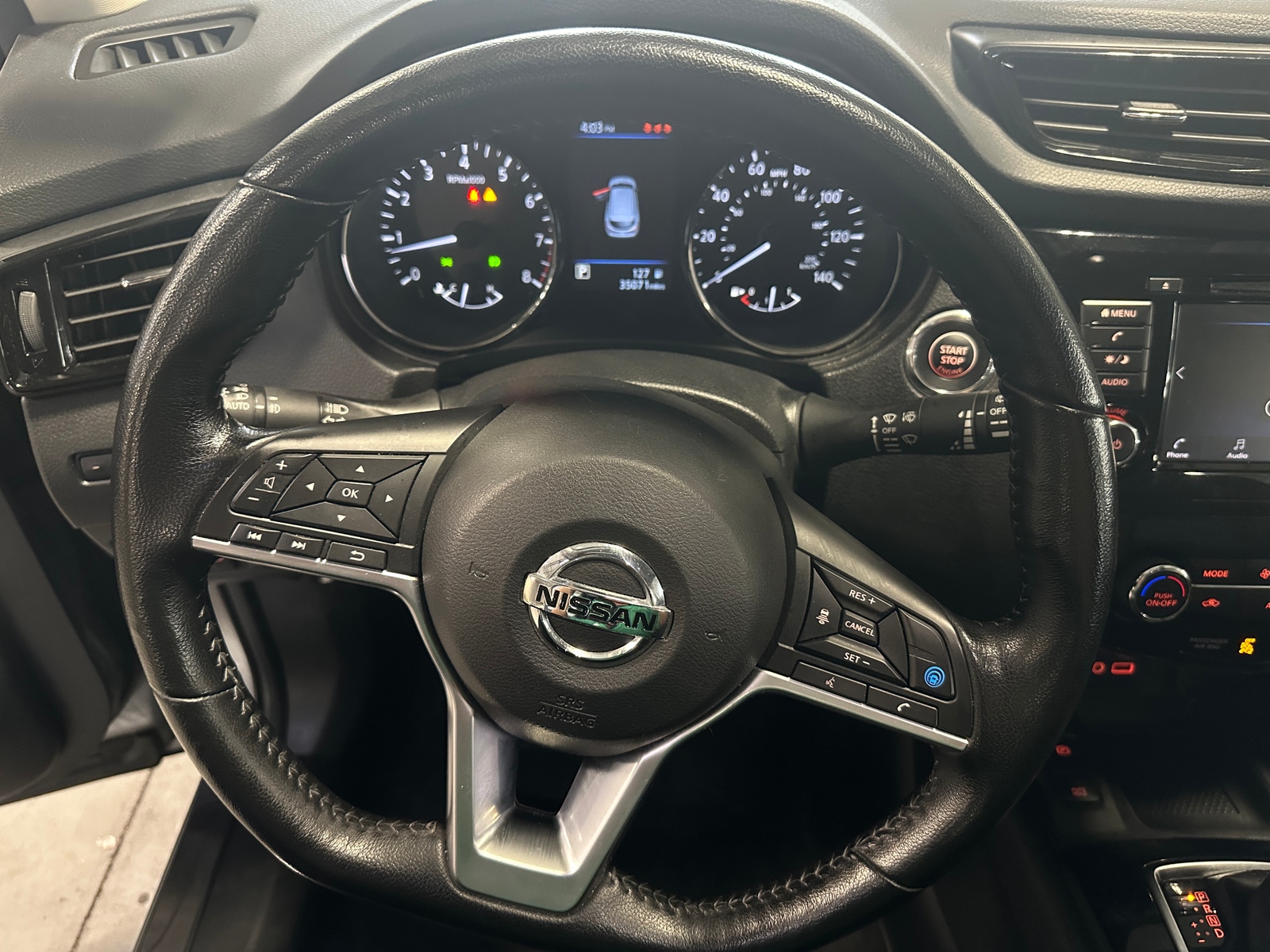 Thumbnail: 2022 Nissan Rogue Sport - 5