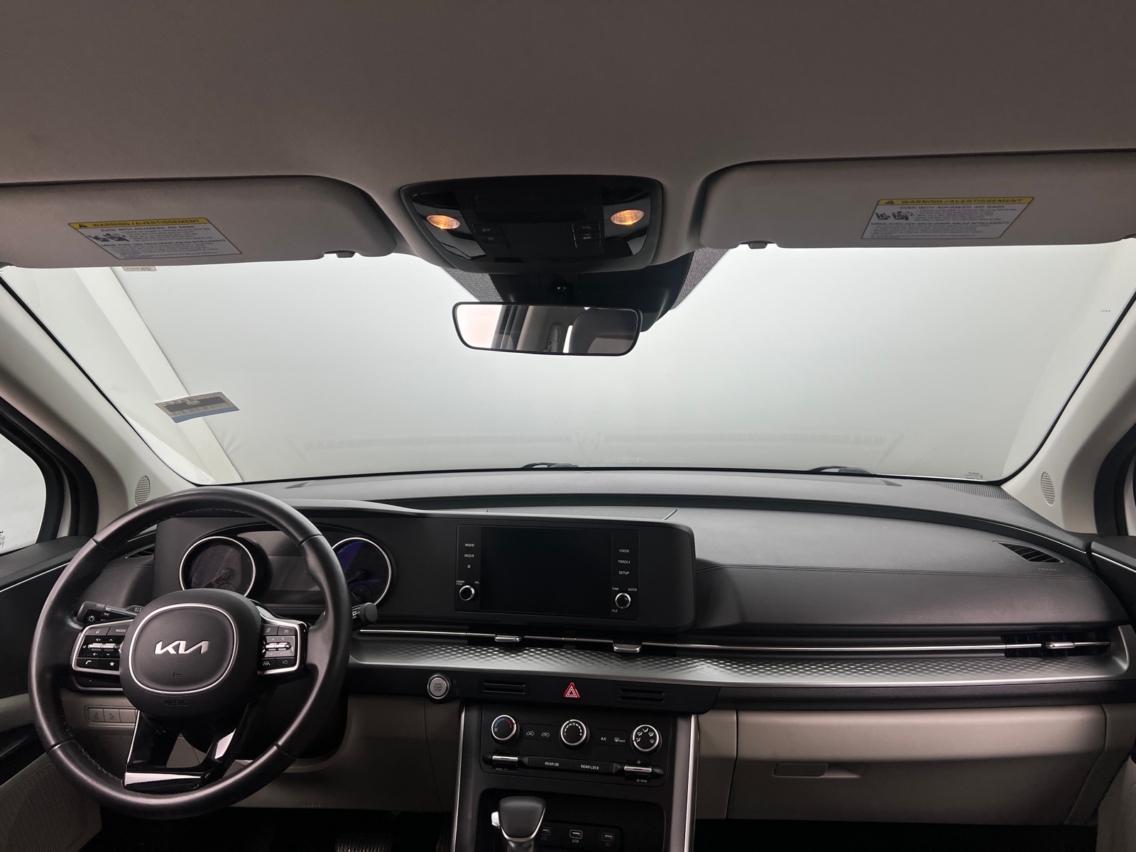 Thumbnail: 2023 Kia Carnival - 2