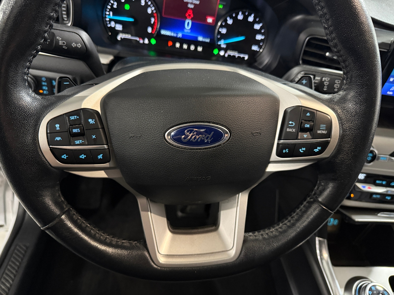 Thumbnail: 2020 Ford Explorer - 5