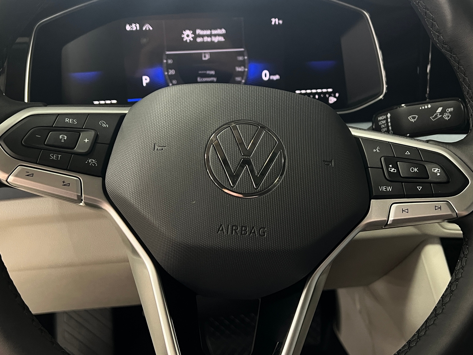 Thumbnail: 2025 Volkswagen Jetta - 4