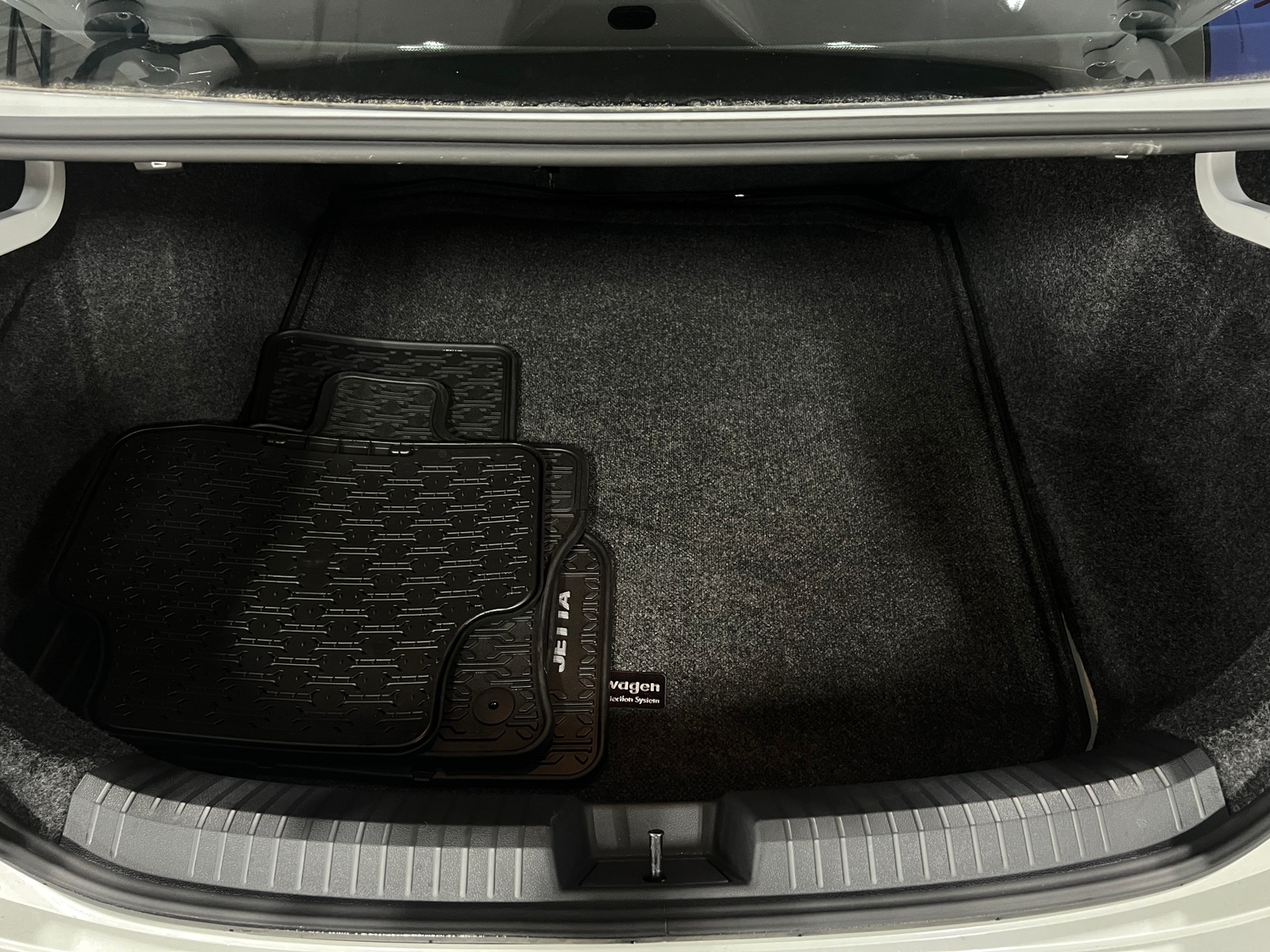 Thumbnail: 2025 Volkswagen Jetta - 6