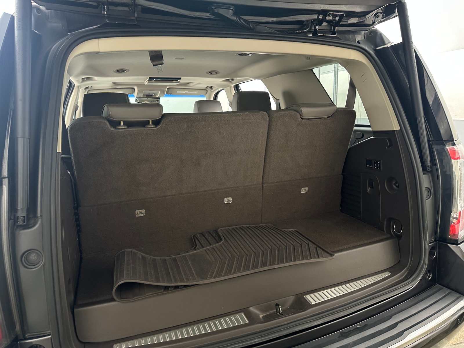 Thumbnail: 2015 GMC Yukon - 6