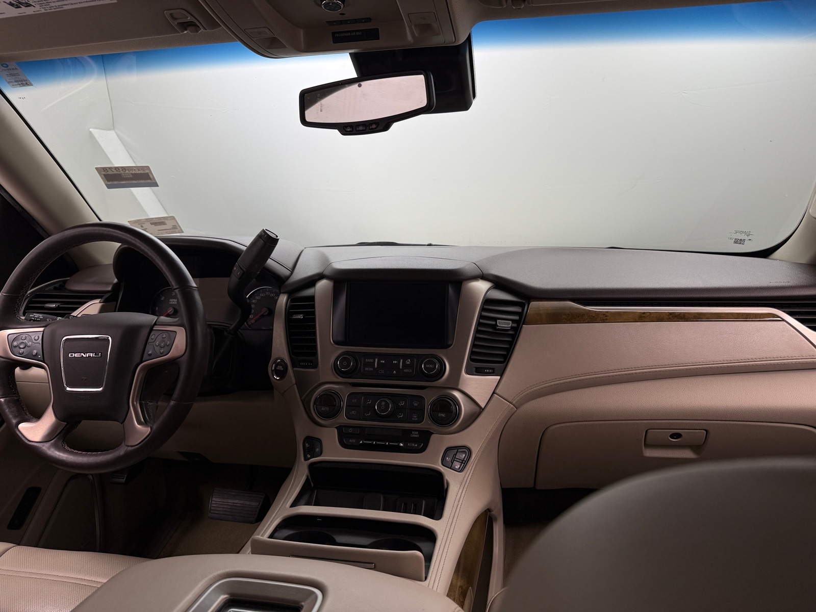 Thumbnail: 2017 GMC Yukon - 2