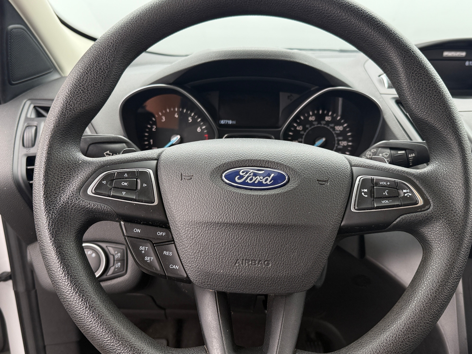 Thumbnail: 2017 Ford Escape - 5