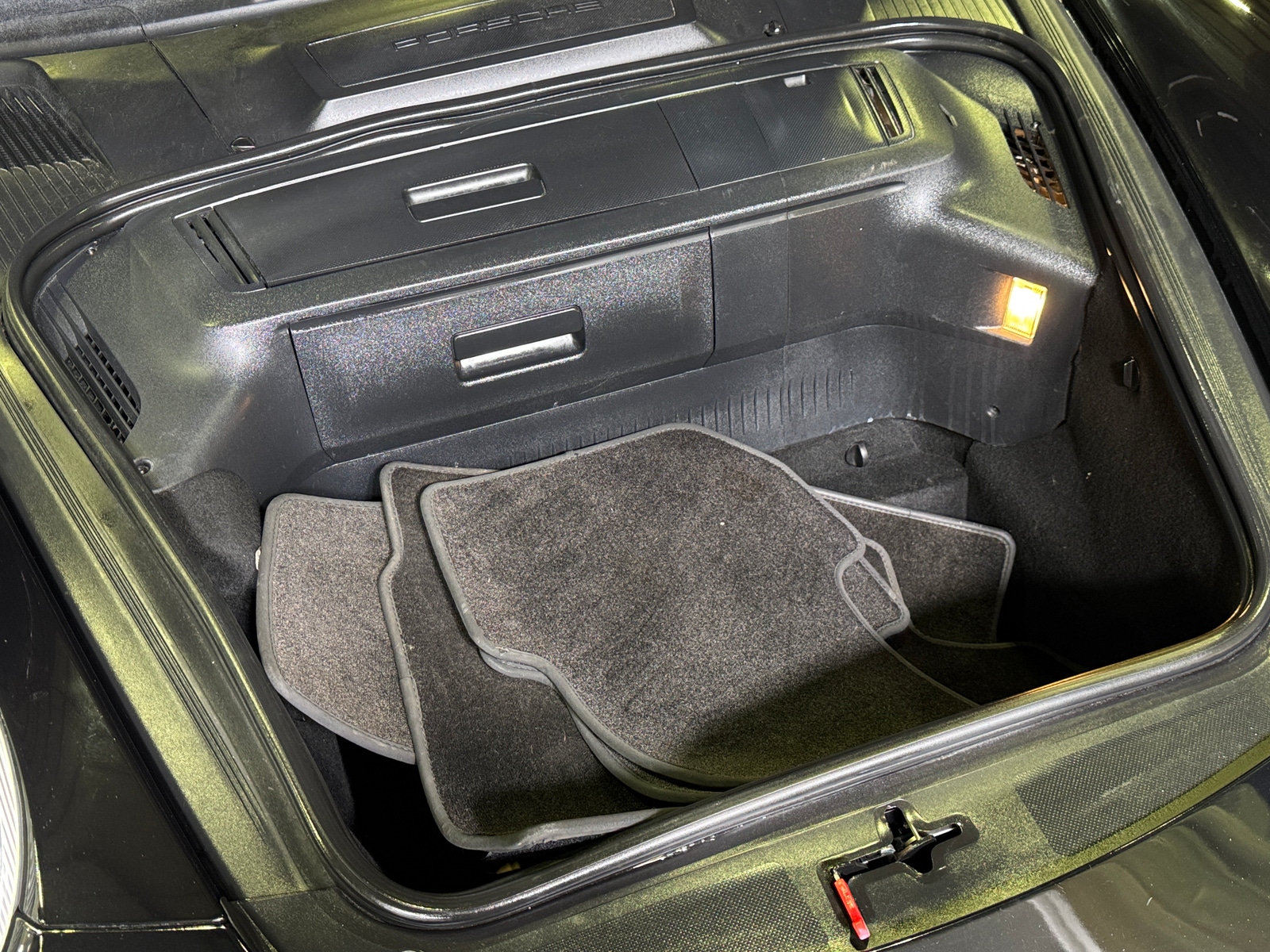 Thumbnail: 2012 Porsche 911 - 6