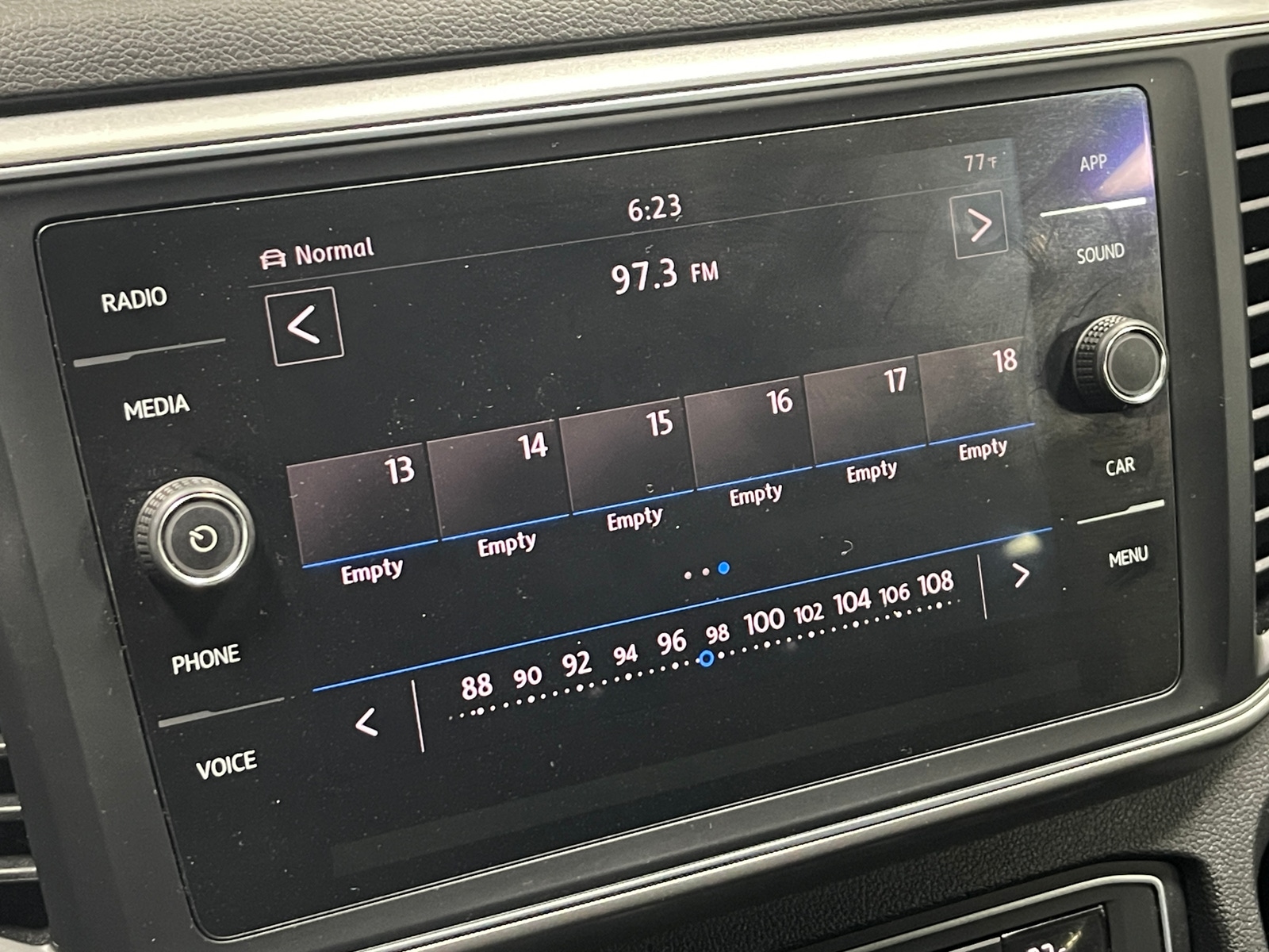 Thumbnail: 2019 Volkswagen Atlas - 3
