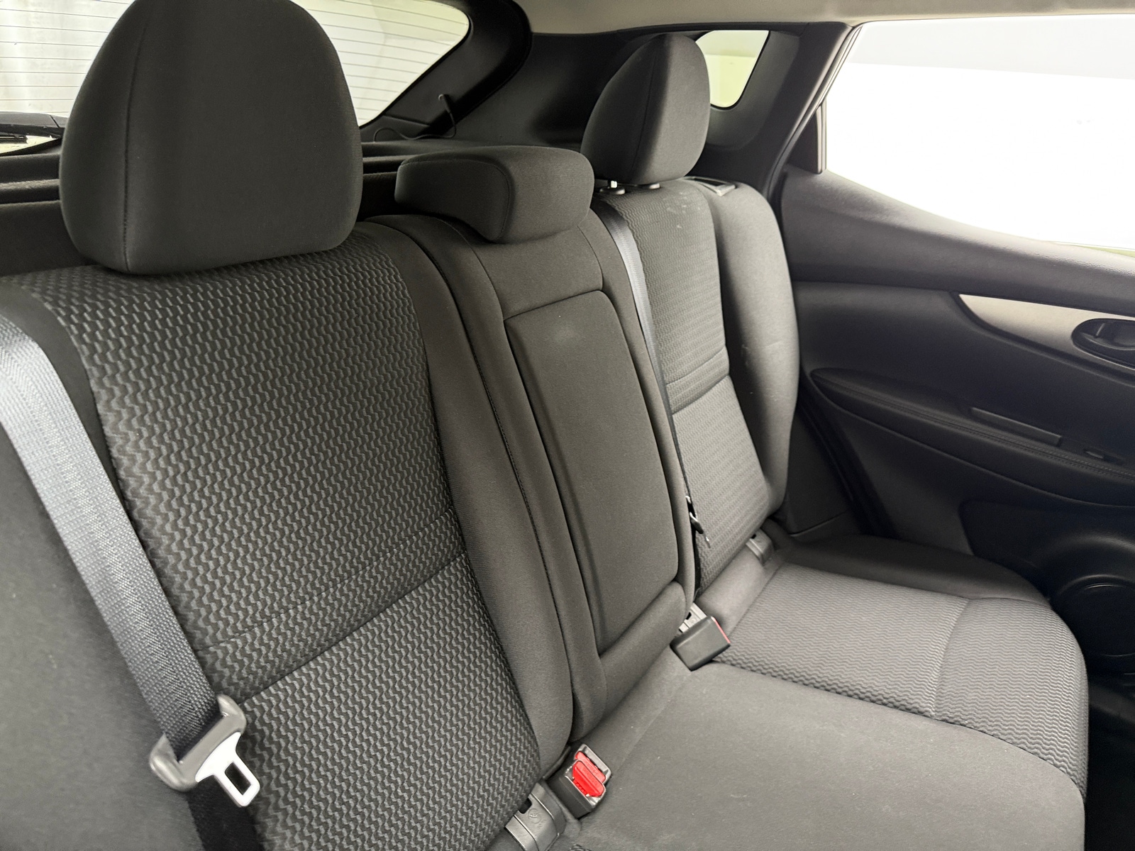 Thumbnail: 2018 Nissan Rogue Sport - 6