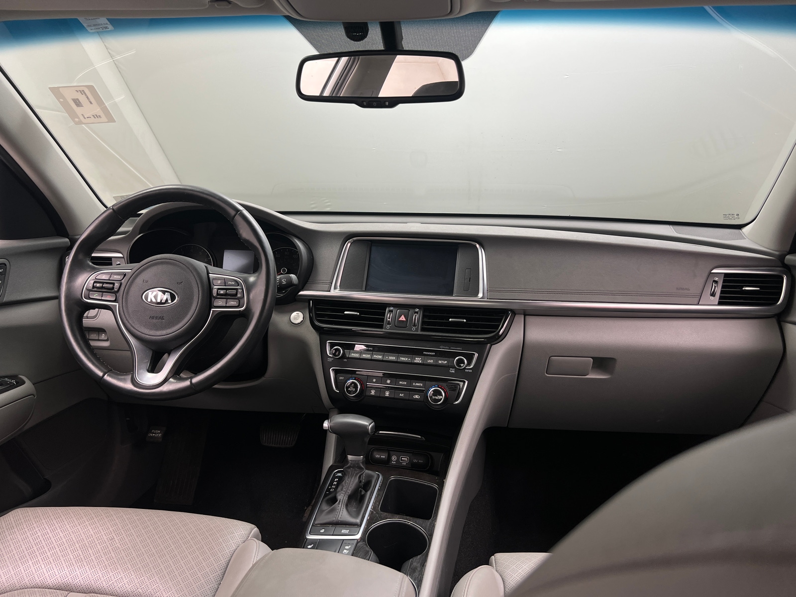 Thumbnail: 2017 Kia Optima - 2