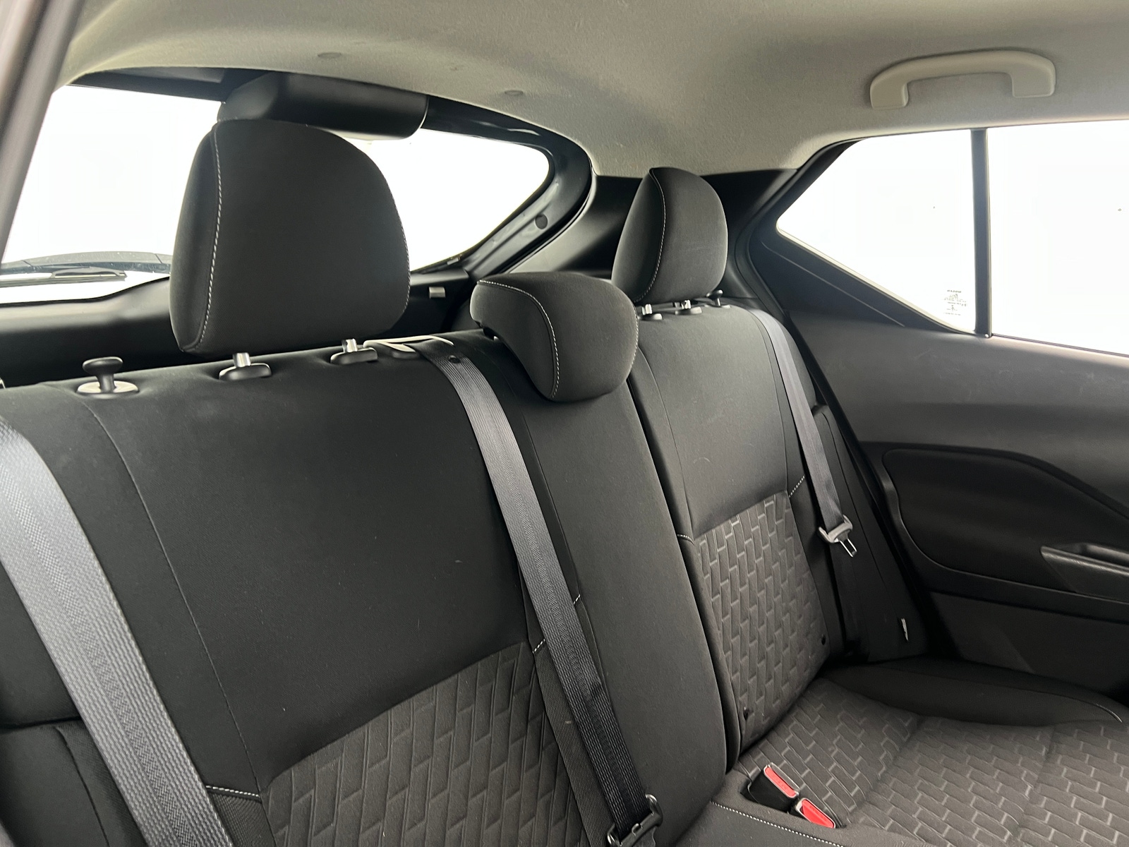 Thumbnail: 2022 Nissan Kicks - 6