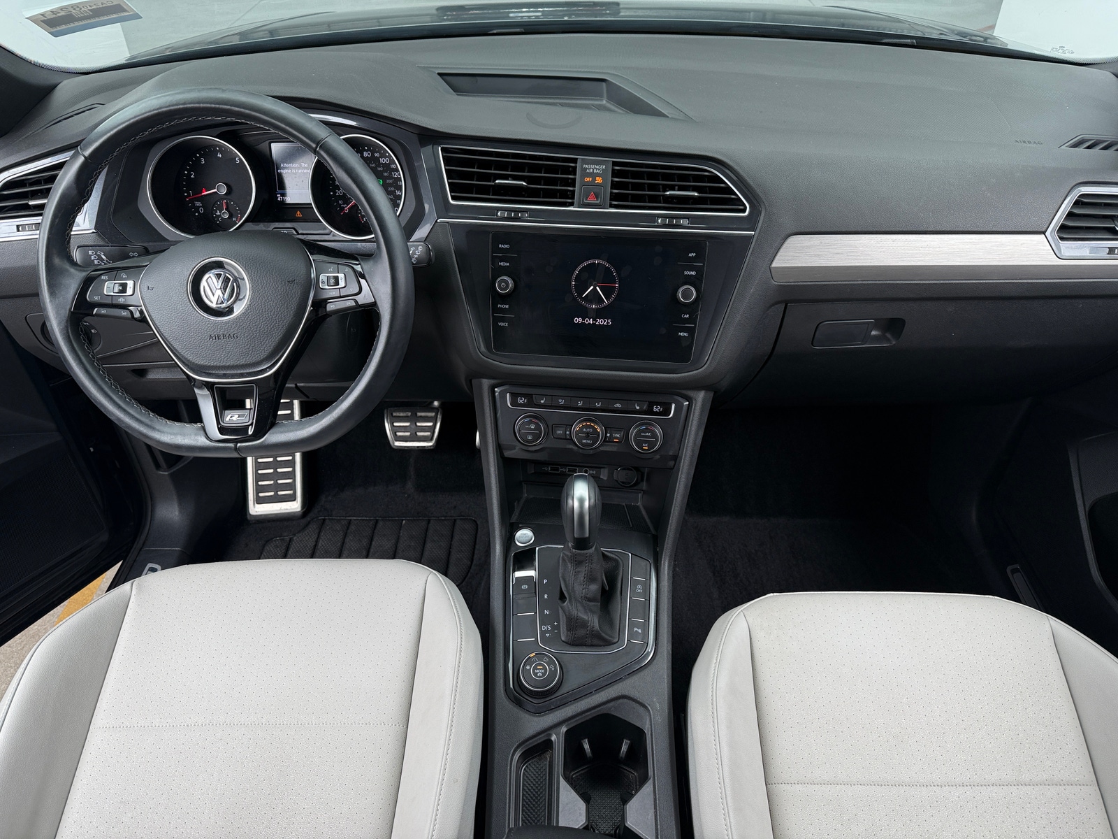 Thumbnail: 2020 Volkswagen Tiguan - 2