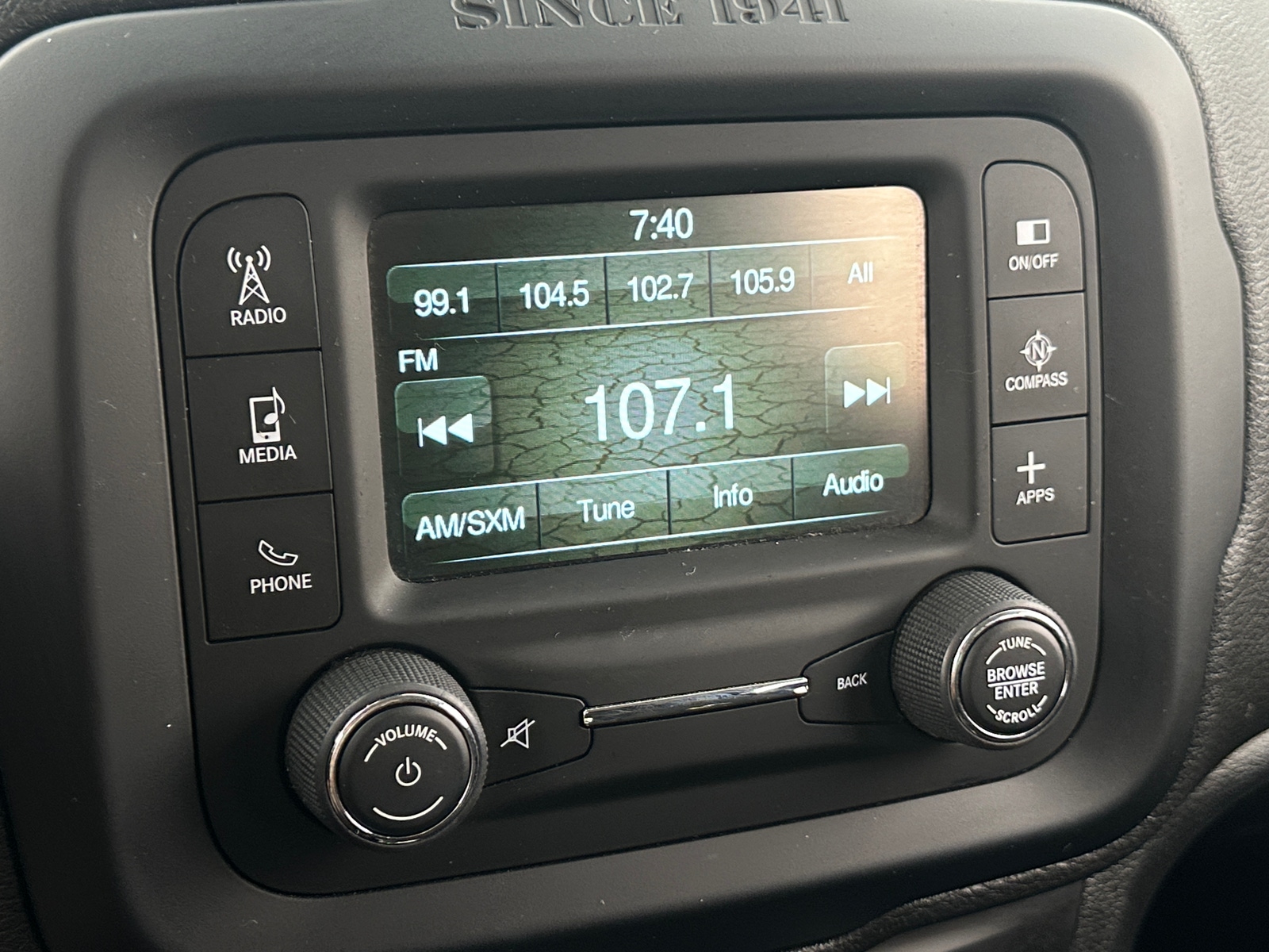 Thumbnail: 2016 Jeep Renegade - 4