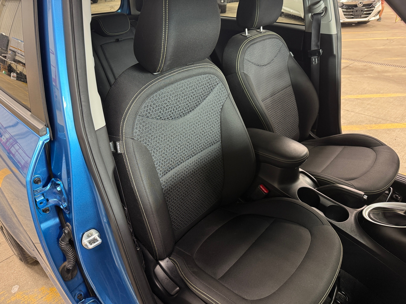 Thumbnail: 2016 Kia Soul - 2