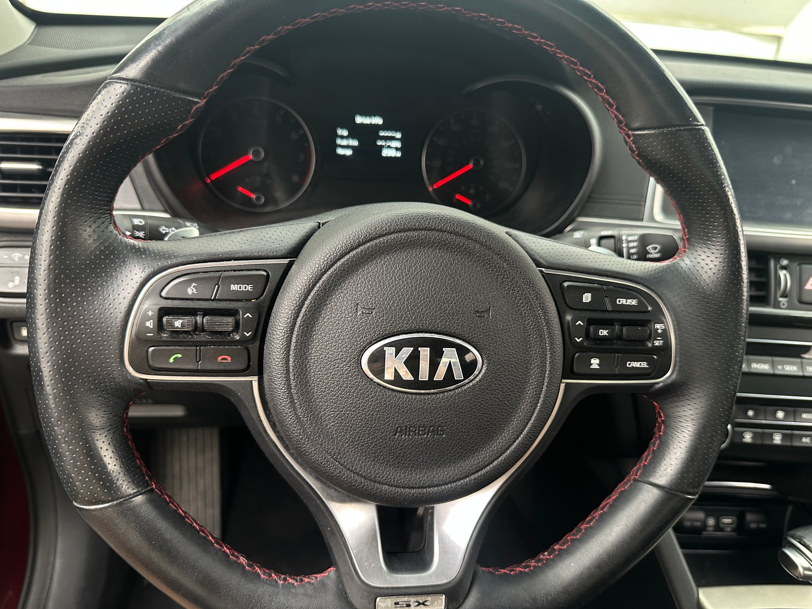 Thumbnail: 2016 Kia Optima - 4
