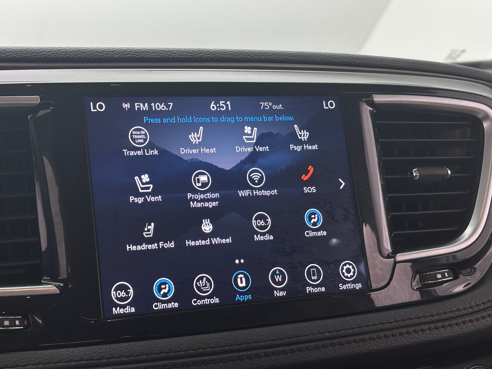 Thumbnail: 2020 Chrysler Pacifica - 3